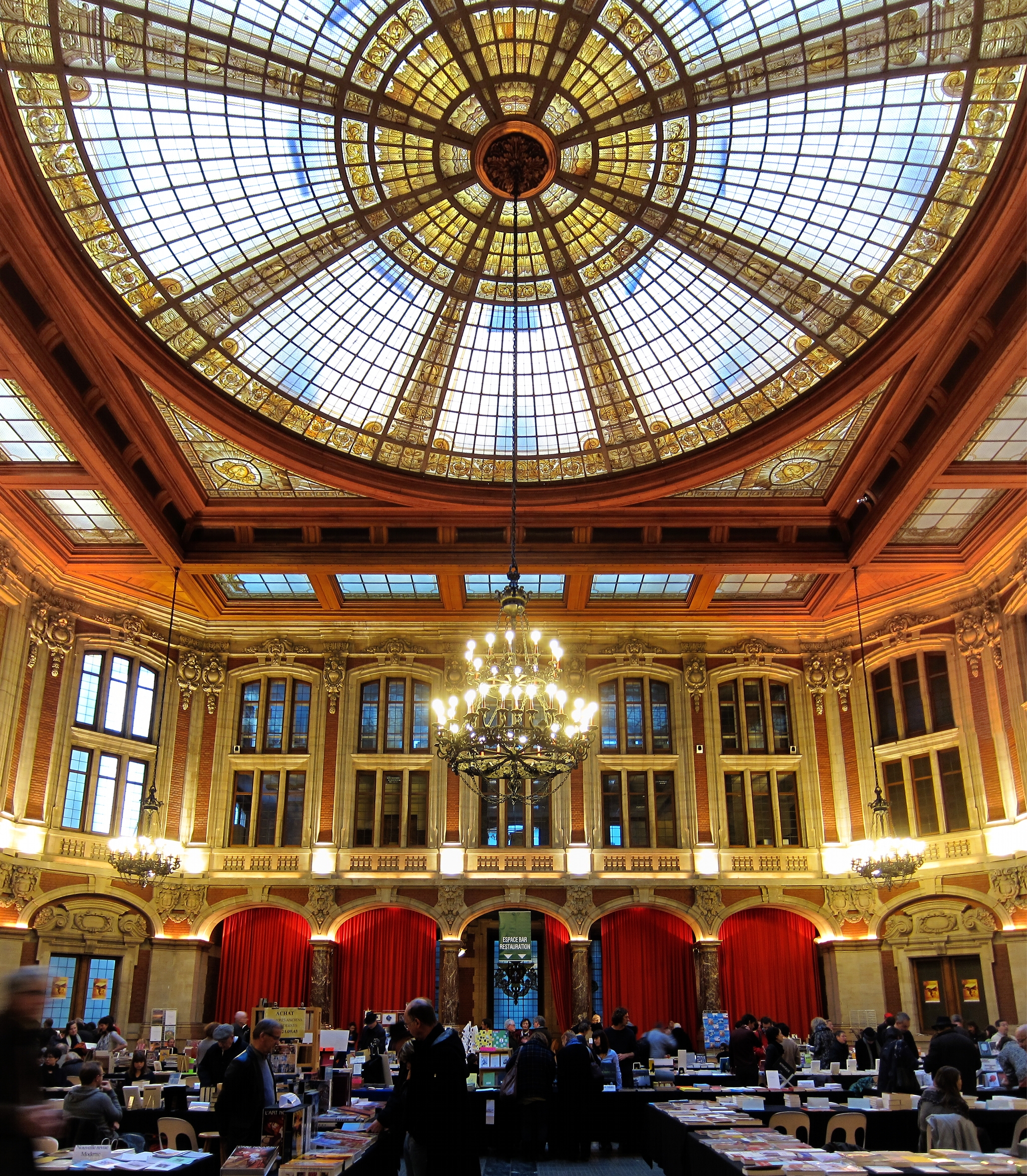 Lille CCI int gd hall