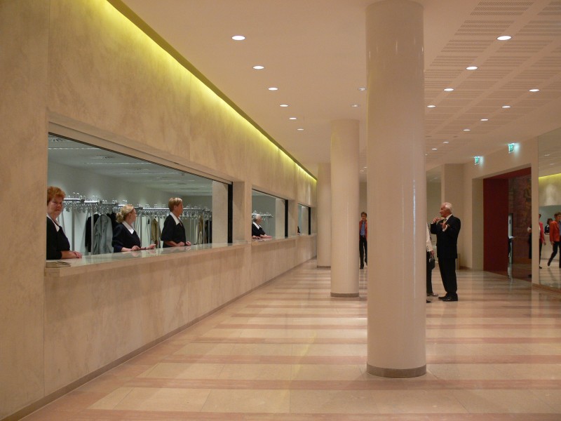 Haus für Mozart Garderobe