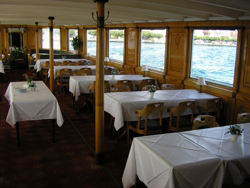 LeVevey-Restaurant2