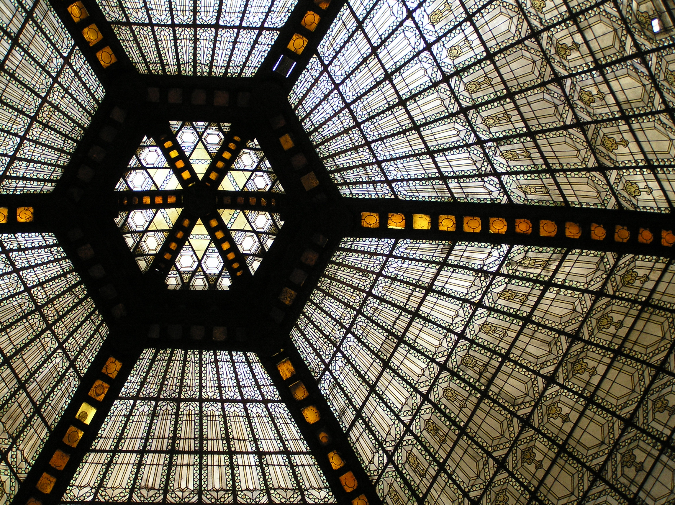 Roof of Párizsi udvar