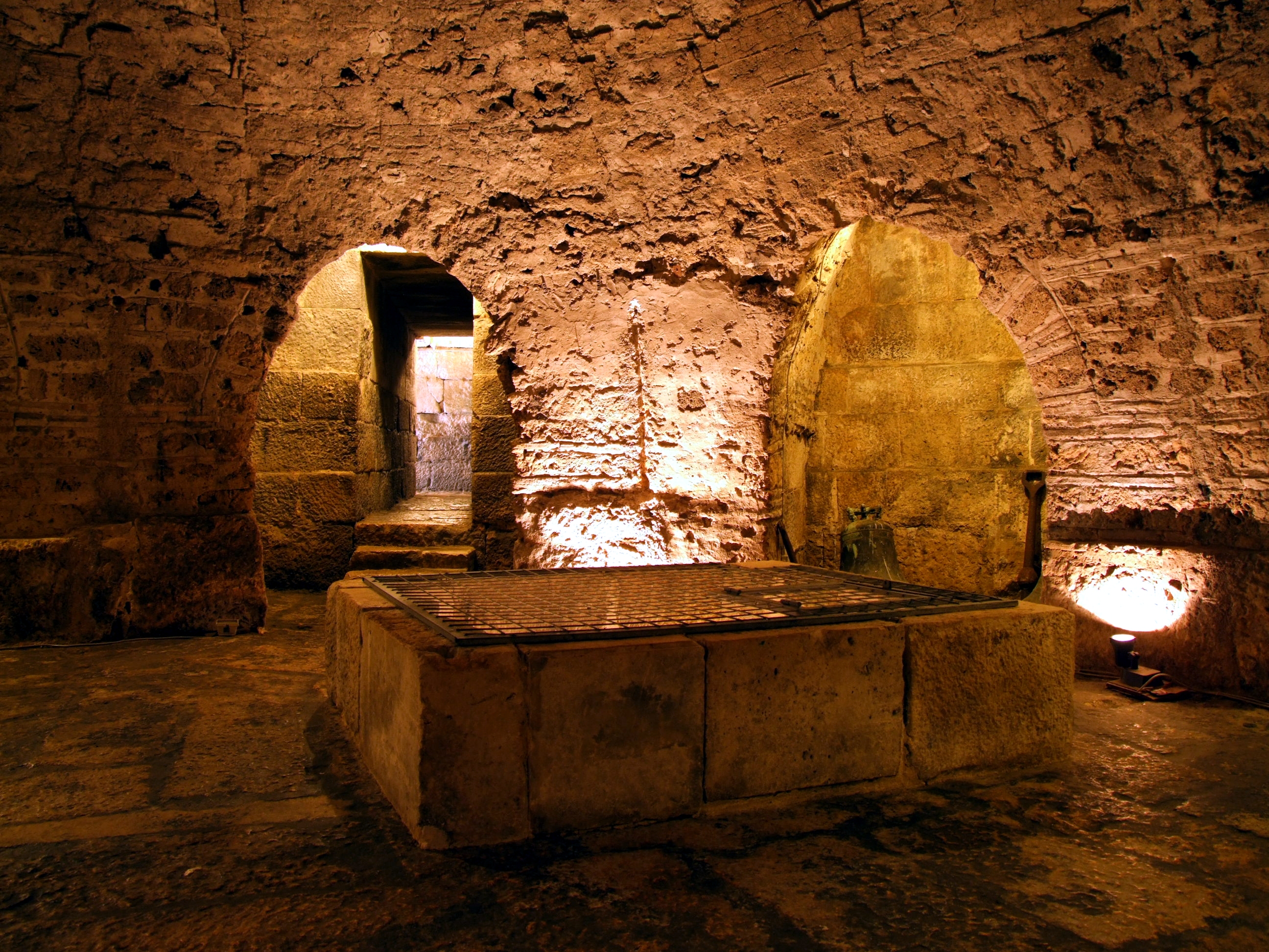 Split Cathedral - crypt of St. Lucy