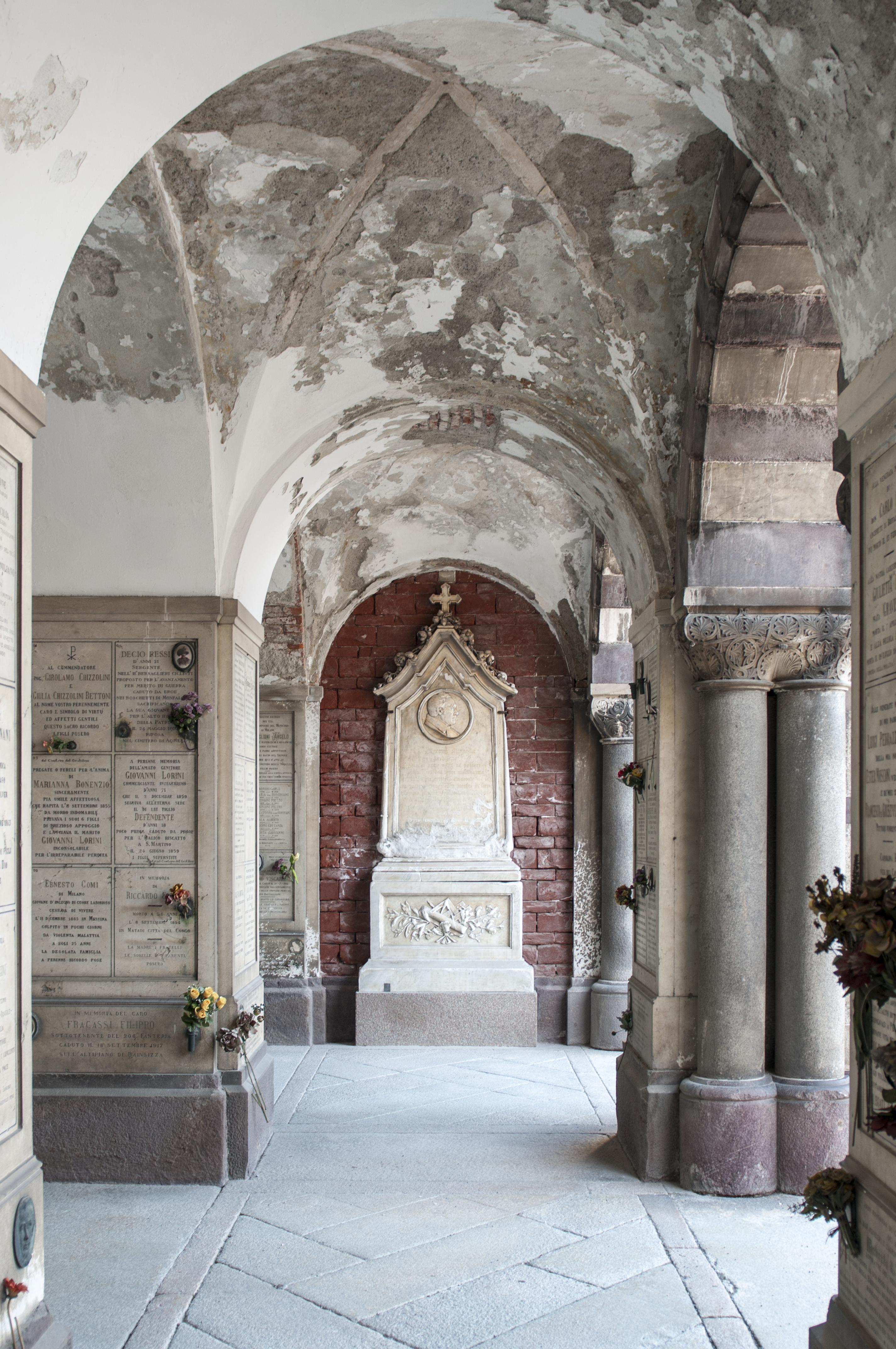 16-11-30 Cimitero Monumentale Milano RR2 7555