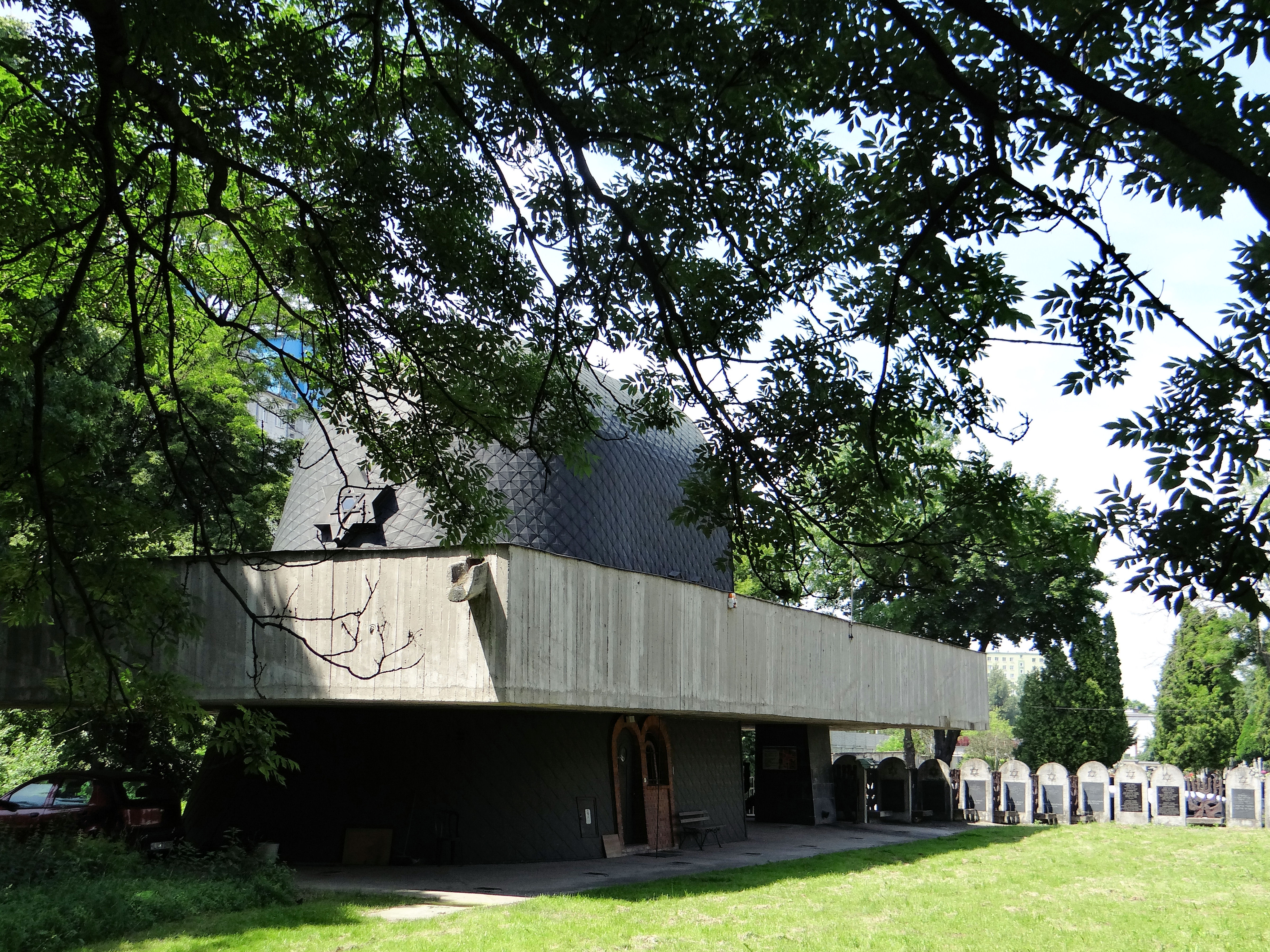 2013 New jewish cemetery in Lublin - 08