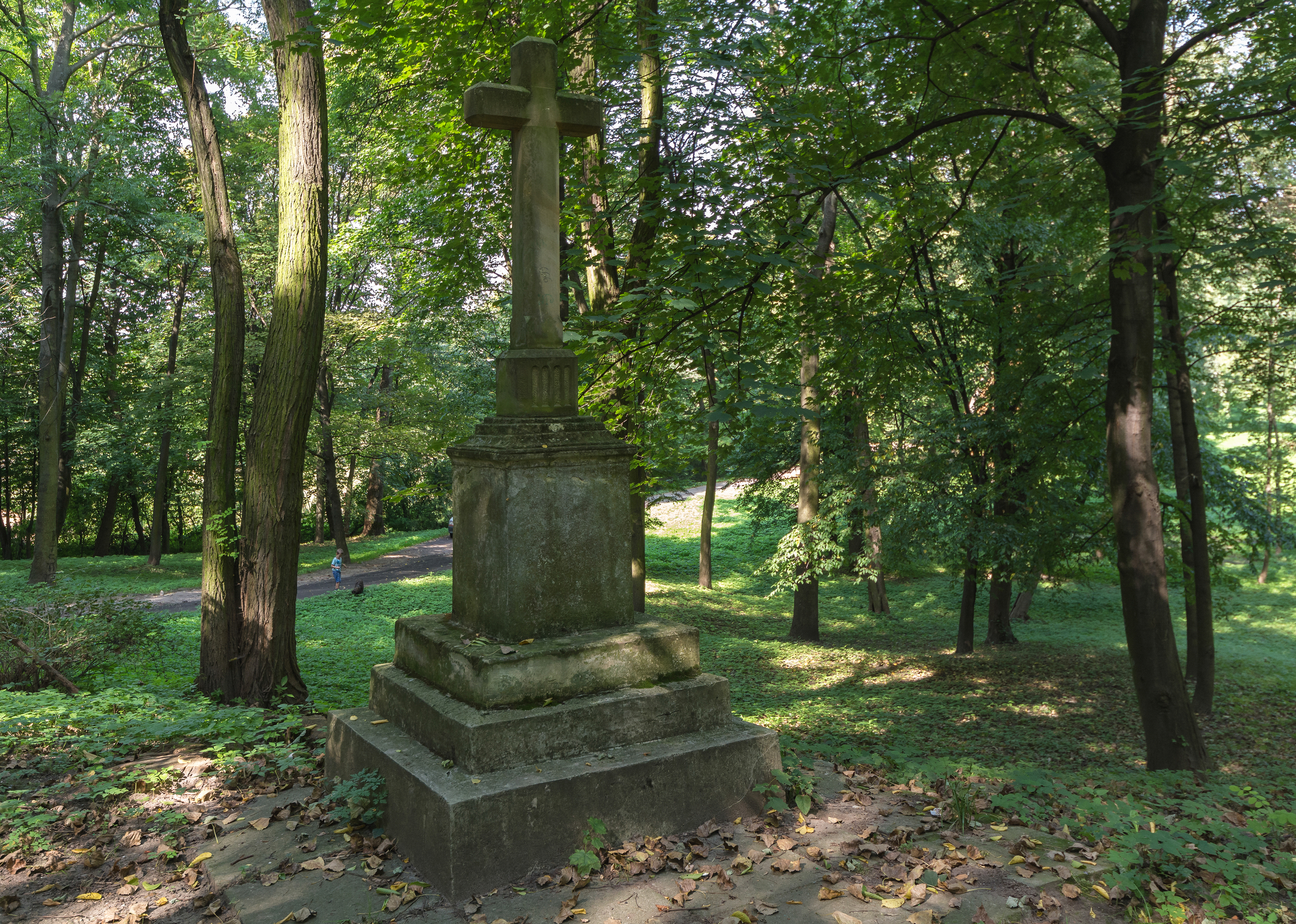 2014 Tarnobrzeg, Zamek Tarnowskich, park, 04