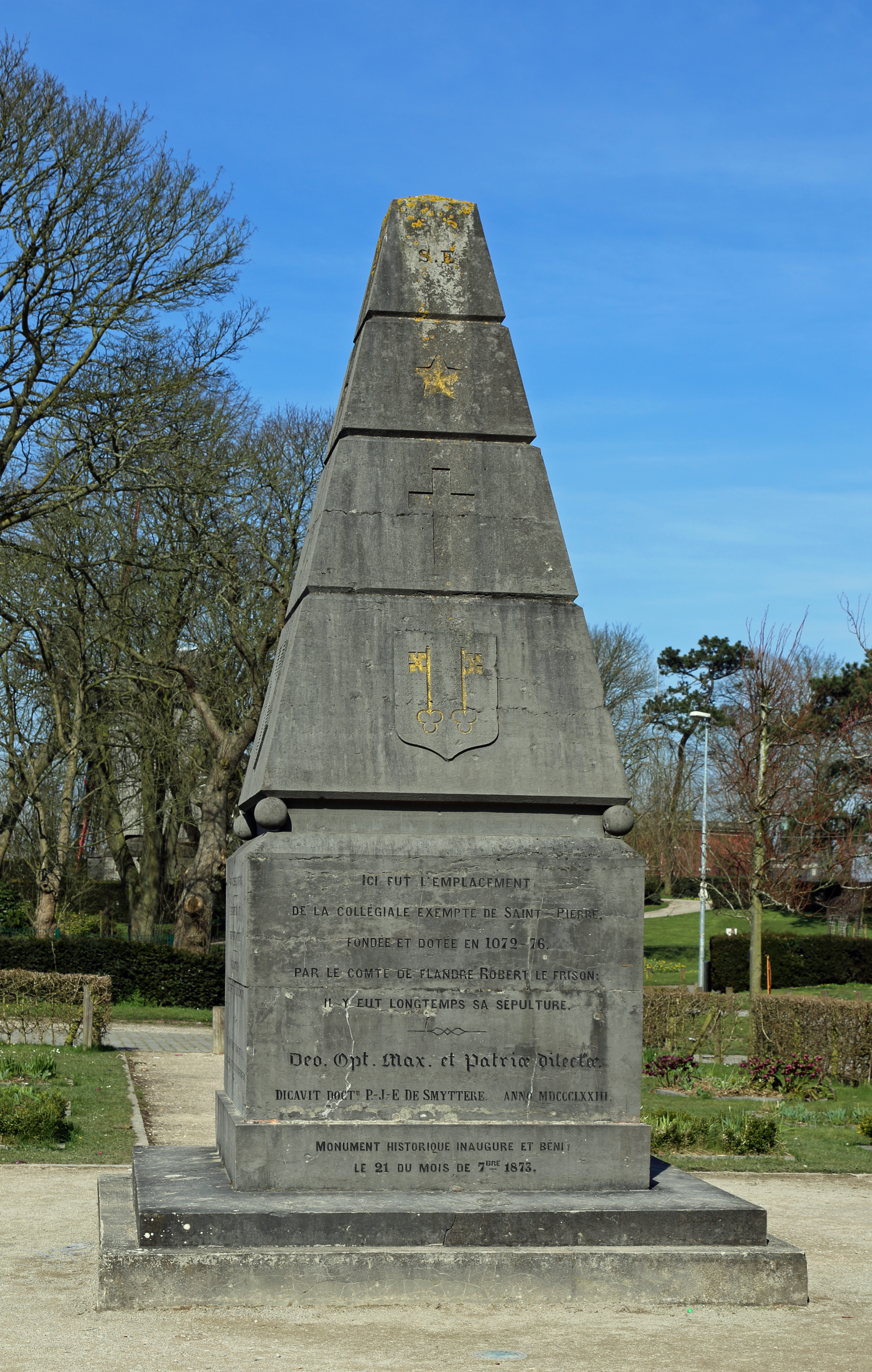 Cassel Monument Historique R05