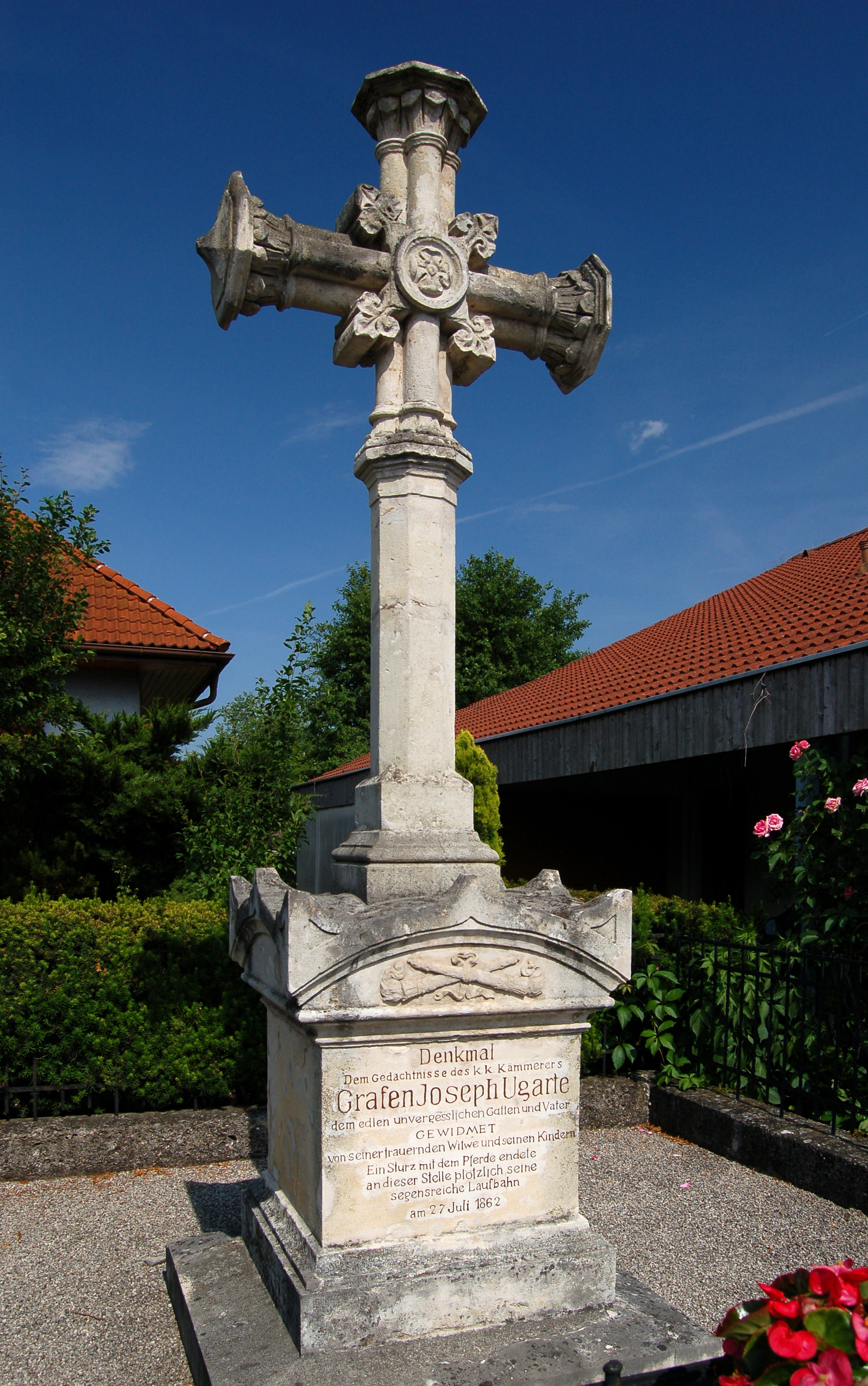 Graf Ugarte memorial cross