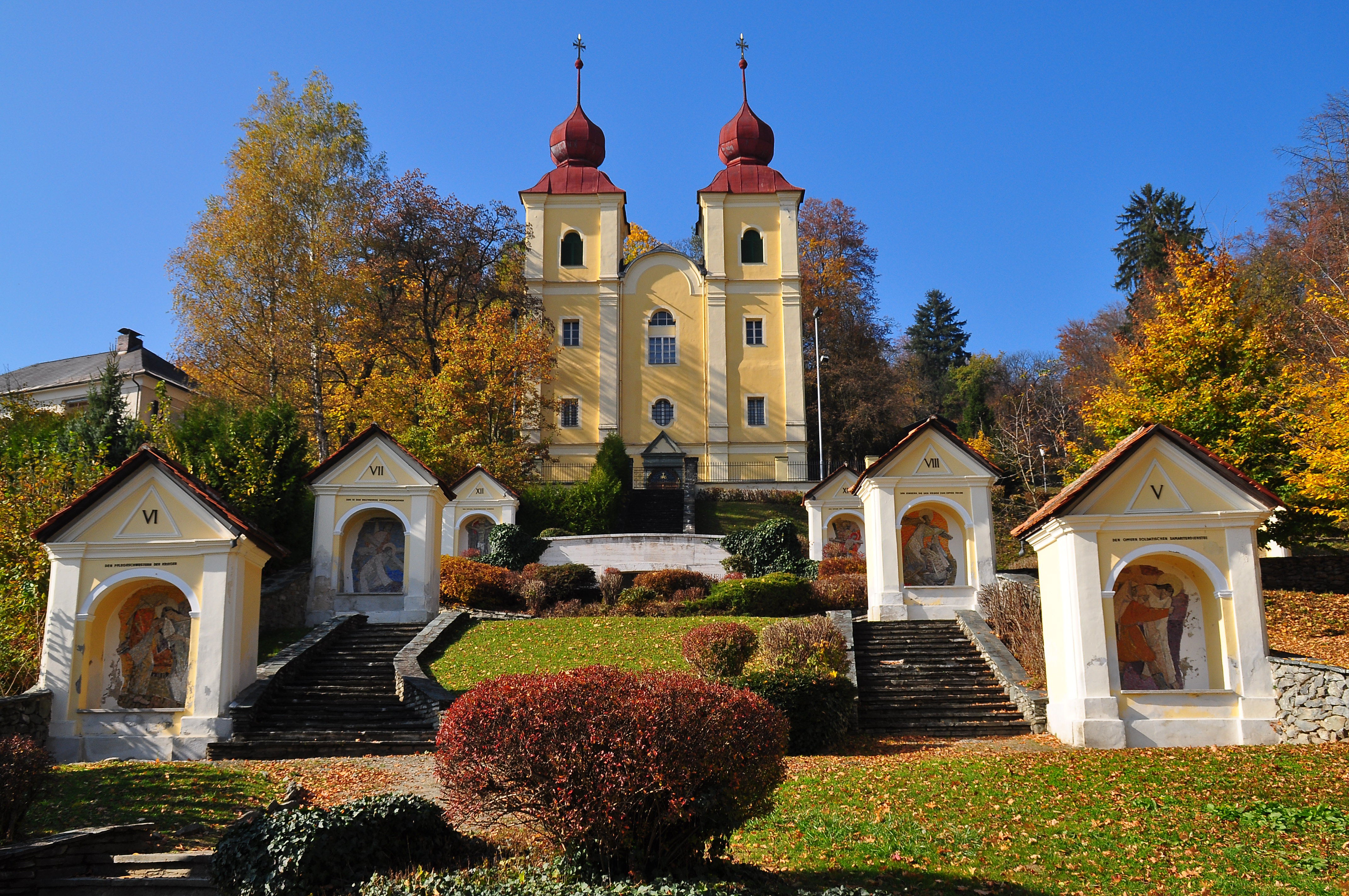 Klagenfurt Kreuzbergl Landesgedaechtnisstaette und Kirche 21102008 57