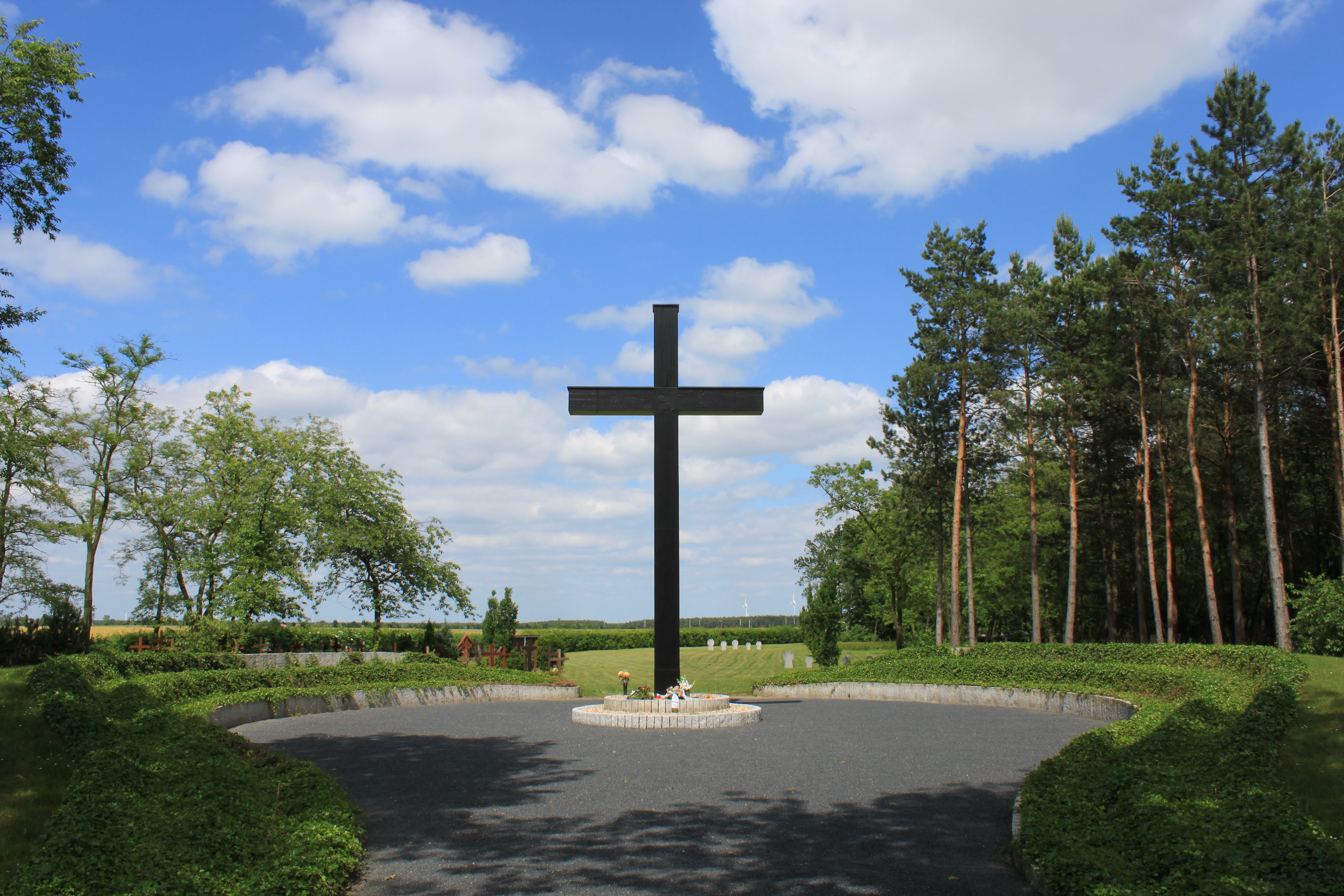Mahnmal Stalag IVB-Speziallager Nr1