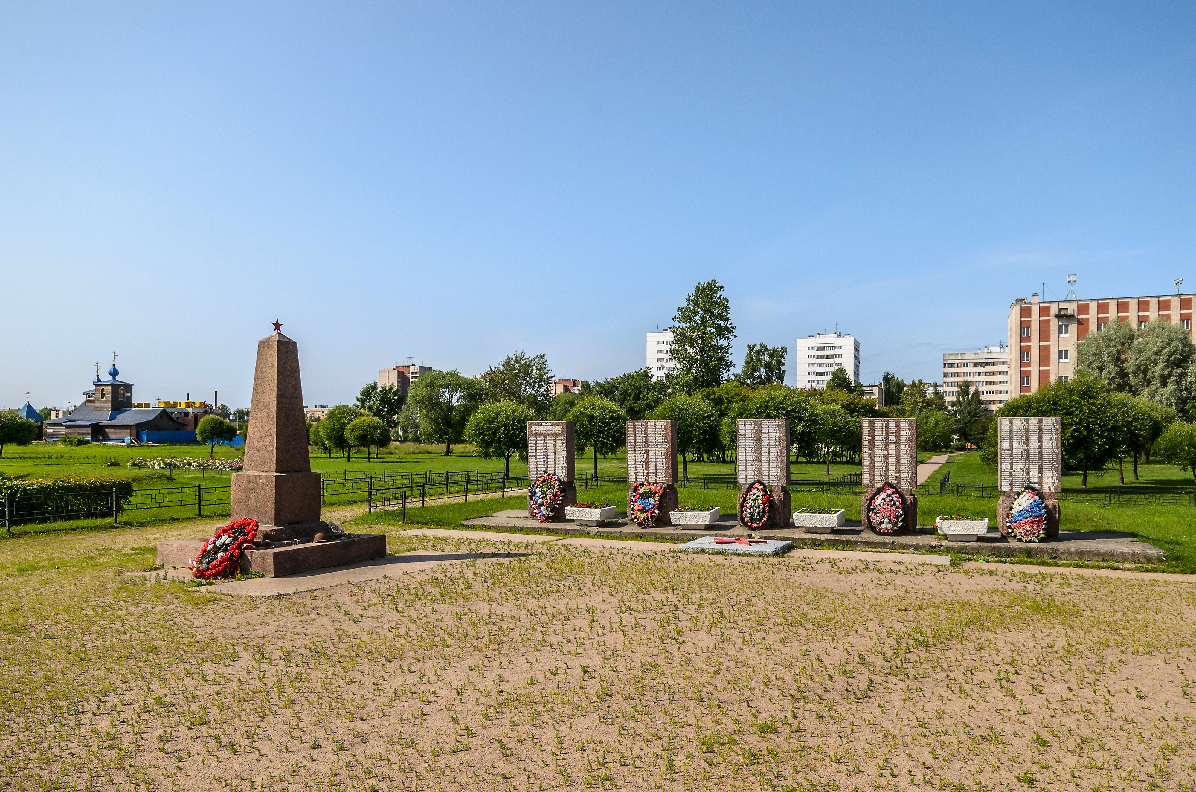 Memorial Complex at Veteranov Avenue 01