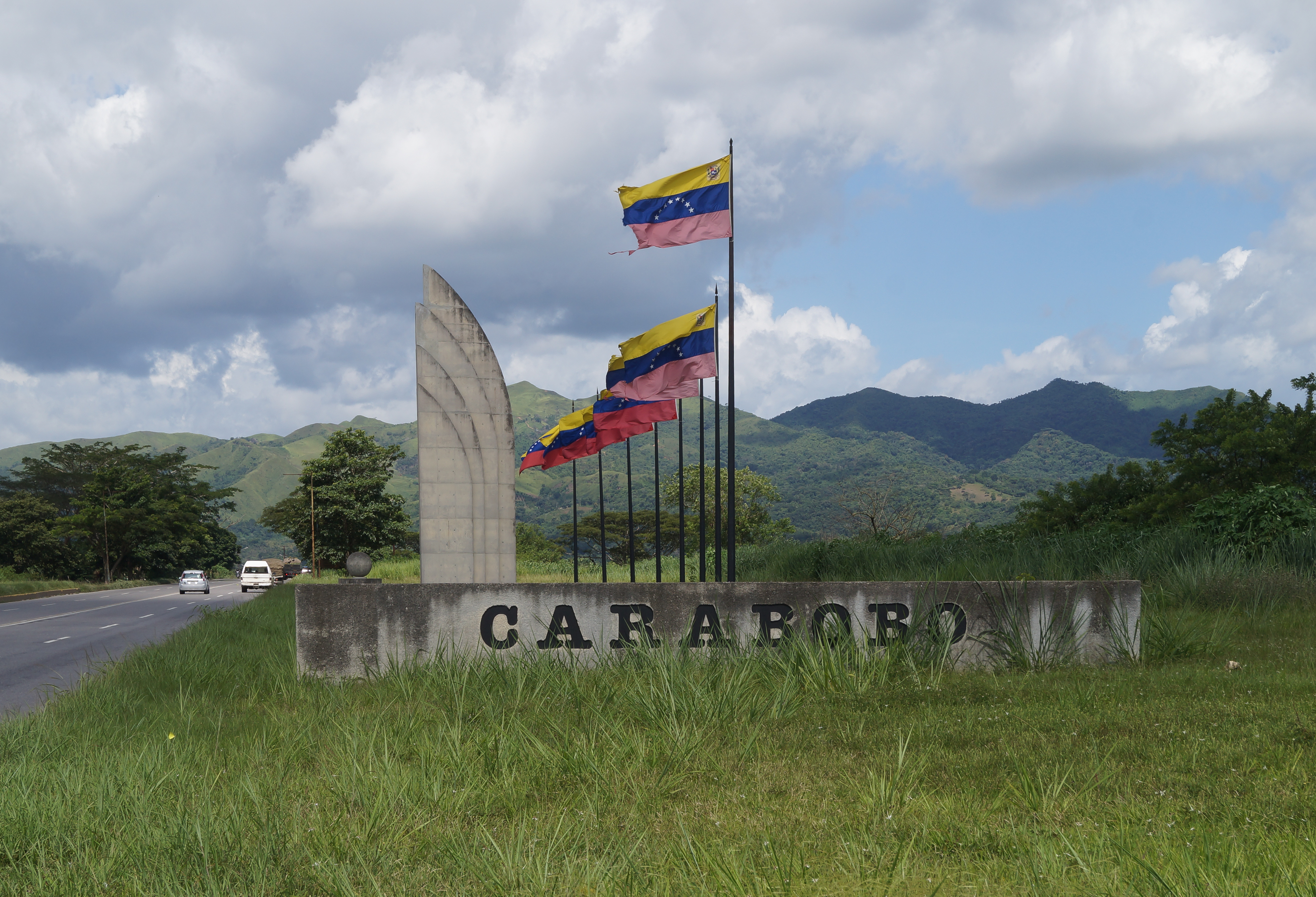 Monumento a las Banderas I