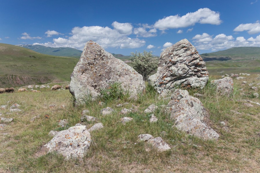 2014 Prowincja Sjunik, Zorac Karer, Prehistoryczny kompleks megalityczny (019)