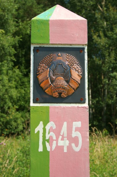 Belarus-Poland border 02