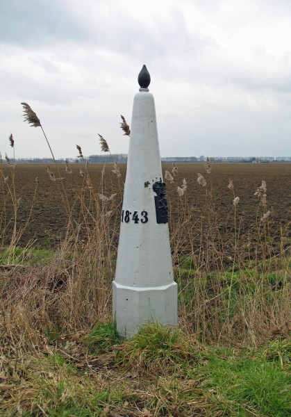 Grenspaal Nr273 R01