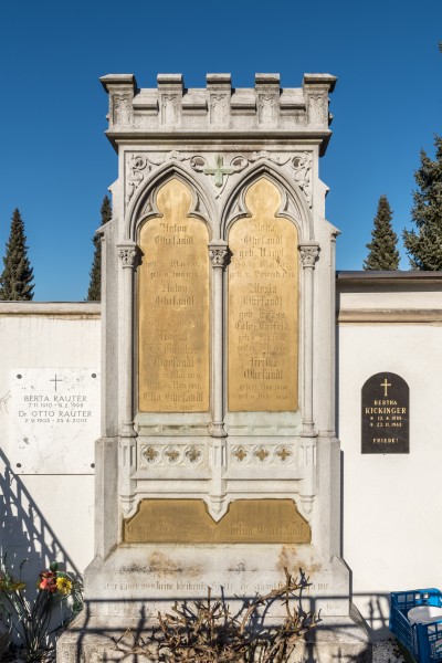 Klagenfurt St Ruprecht Friedhof Grab-Aedicula Familie Ohrfandl 30122016 5960