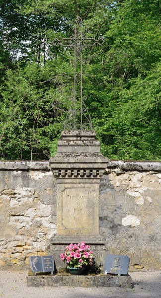 Lasauvage cimetière tombe
