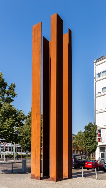 Nachzeichnung eines Wachturms BT-9, Mauergedenkstätte Bernauer Straße, Berlin-Mitte, 160827, ako