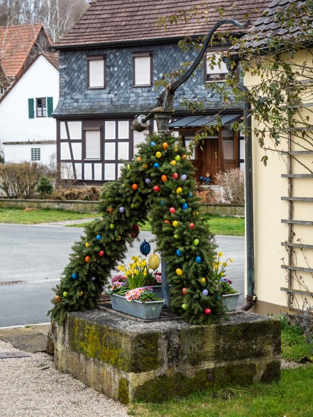 Nedensdorf-easter-fountain-3279945