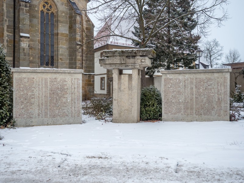 Rattelsdorf-Kriegerdenkmal-P1080142