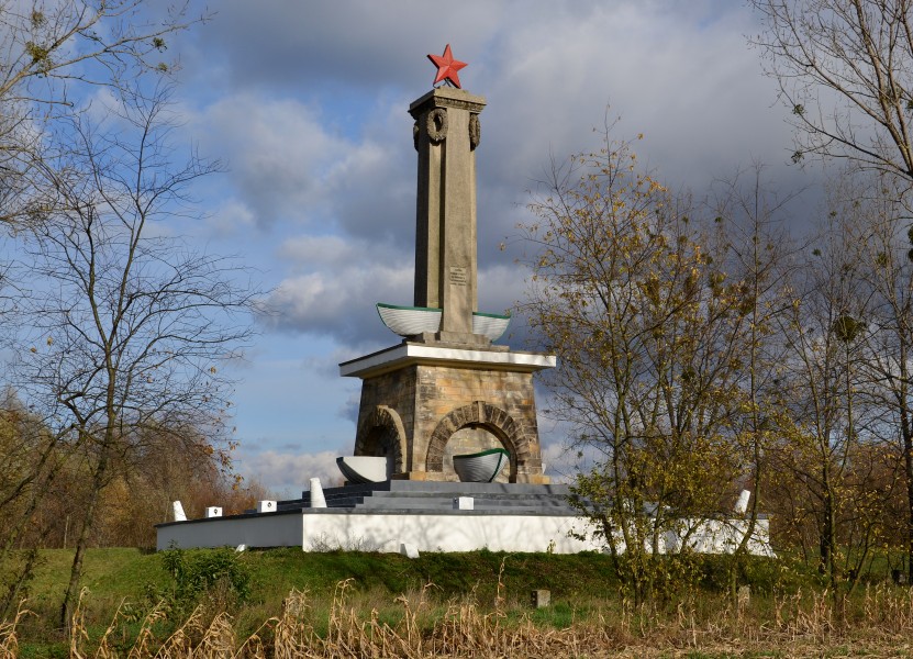 Red Army monument in Mikolin (Nikoline) 01