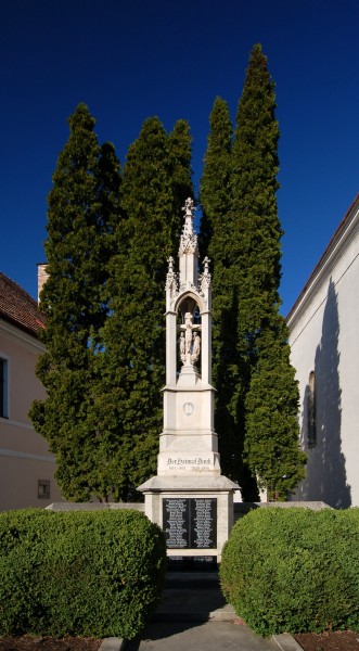War memorial, Pottenstein, Lower Austria