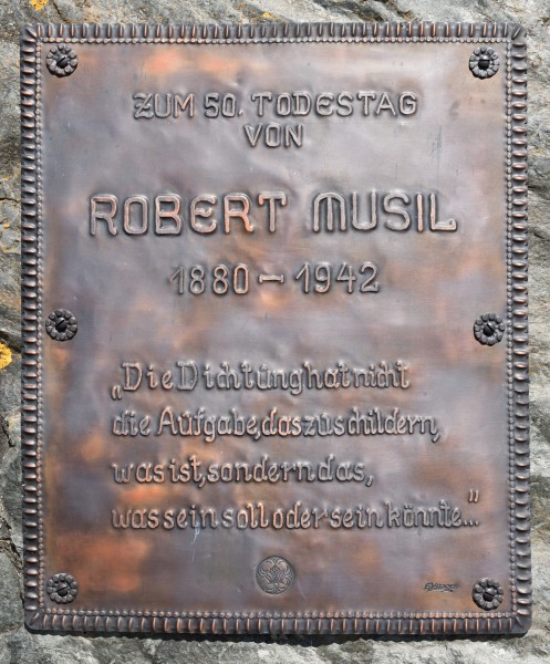 Weitensfeld Zammelsberg Dichtersteinhain Gedenktafel fuer Robert Musil 11042016 1309