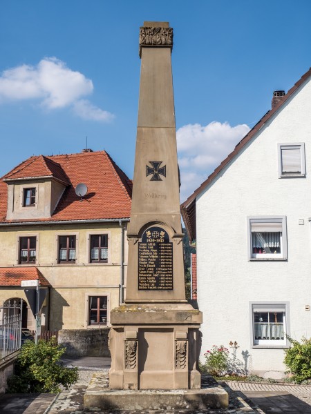 Wustviel-Kriegerdenkmal-9240022