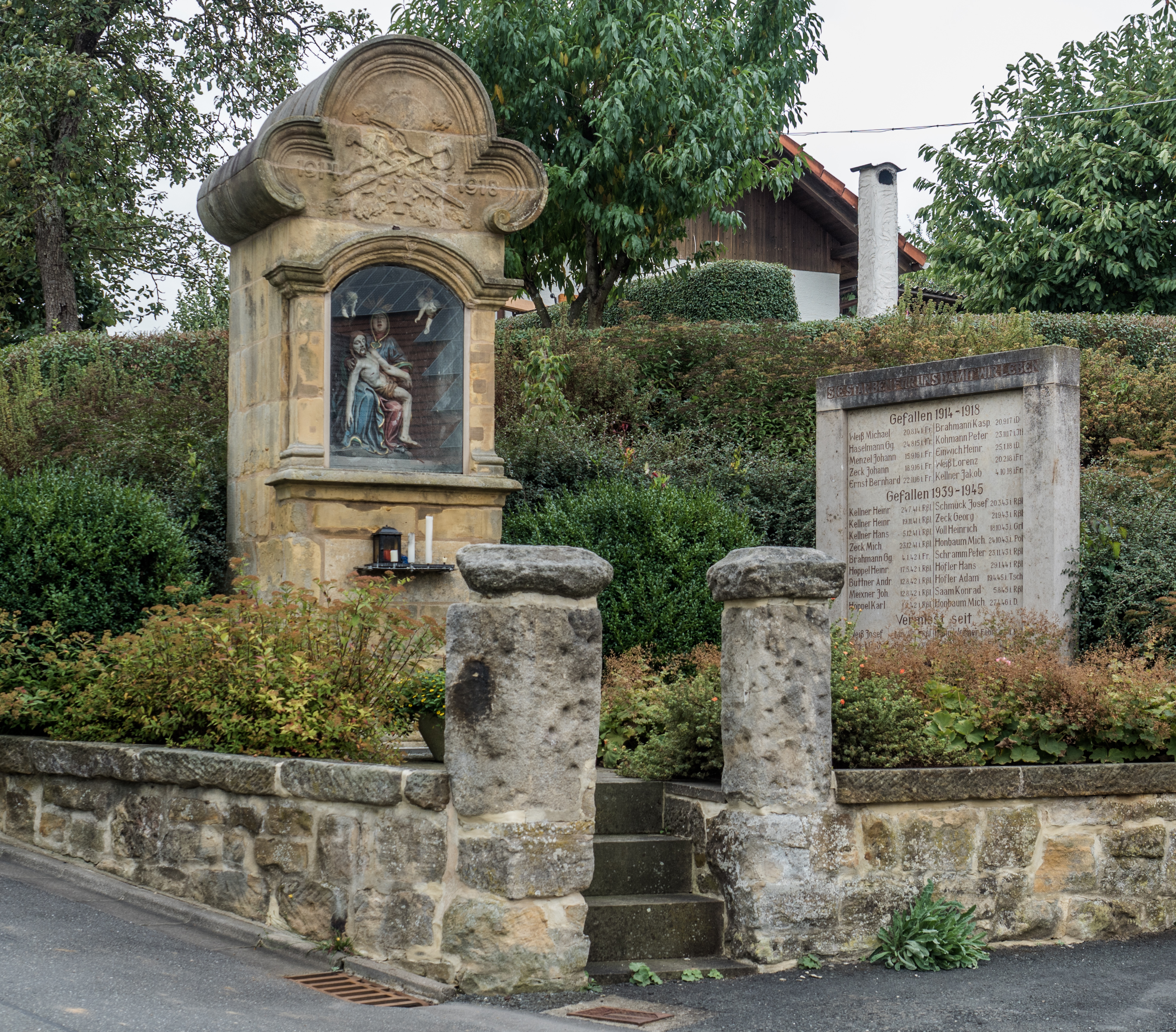 Stetten-war-memorial-070147