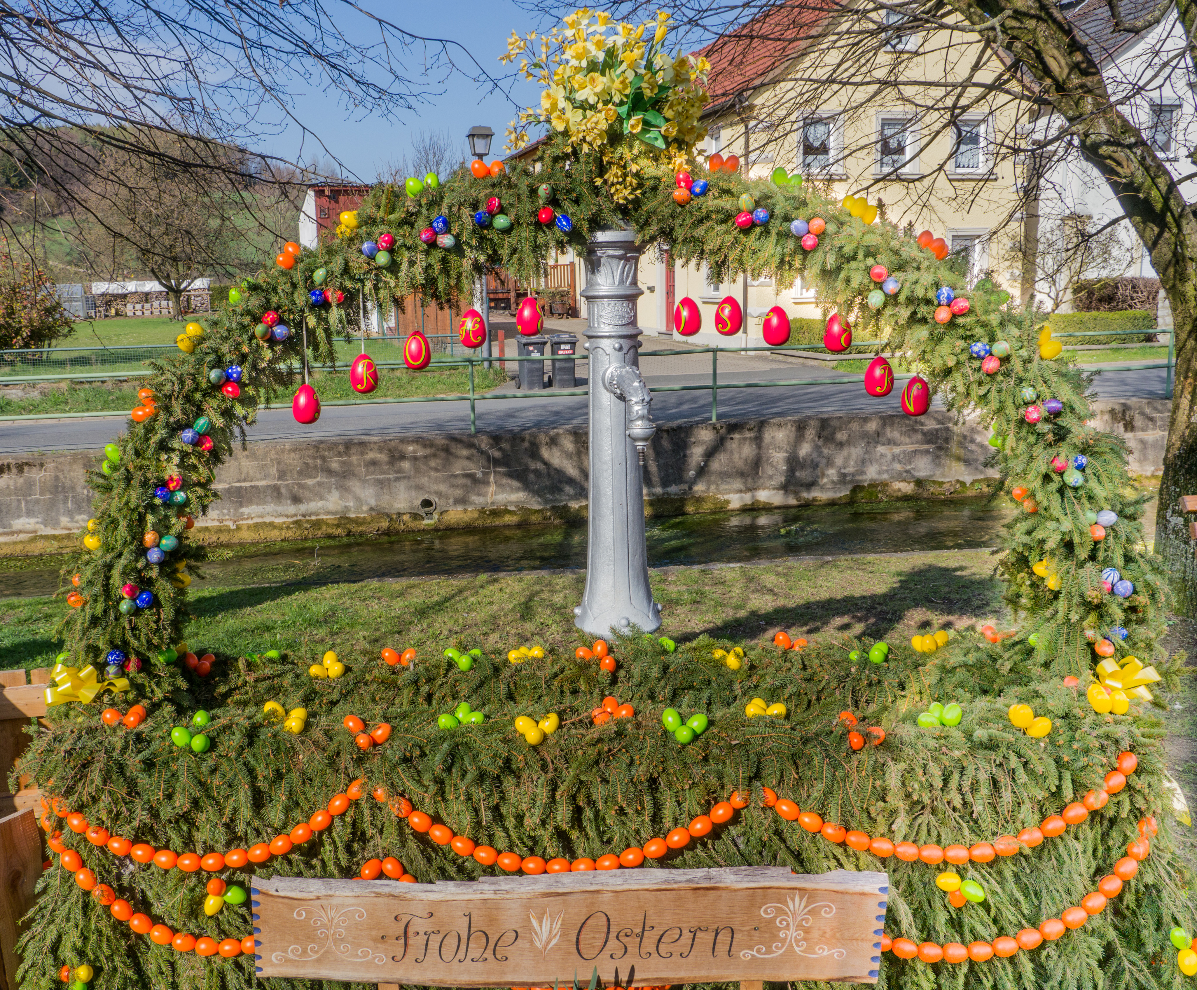Stublang-Easter fountain-1120619