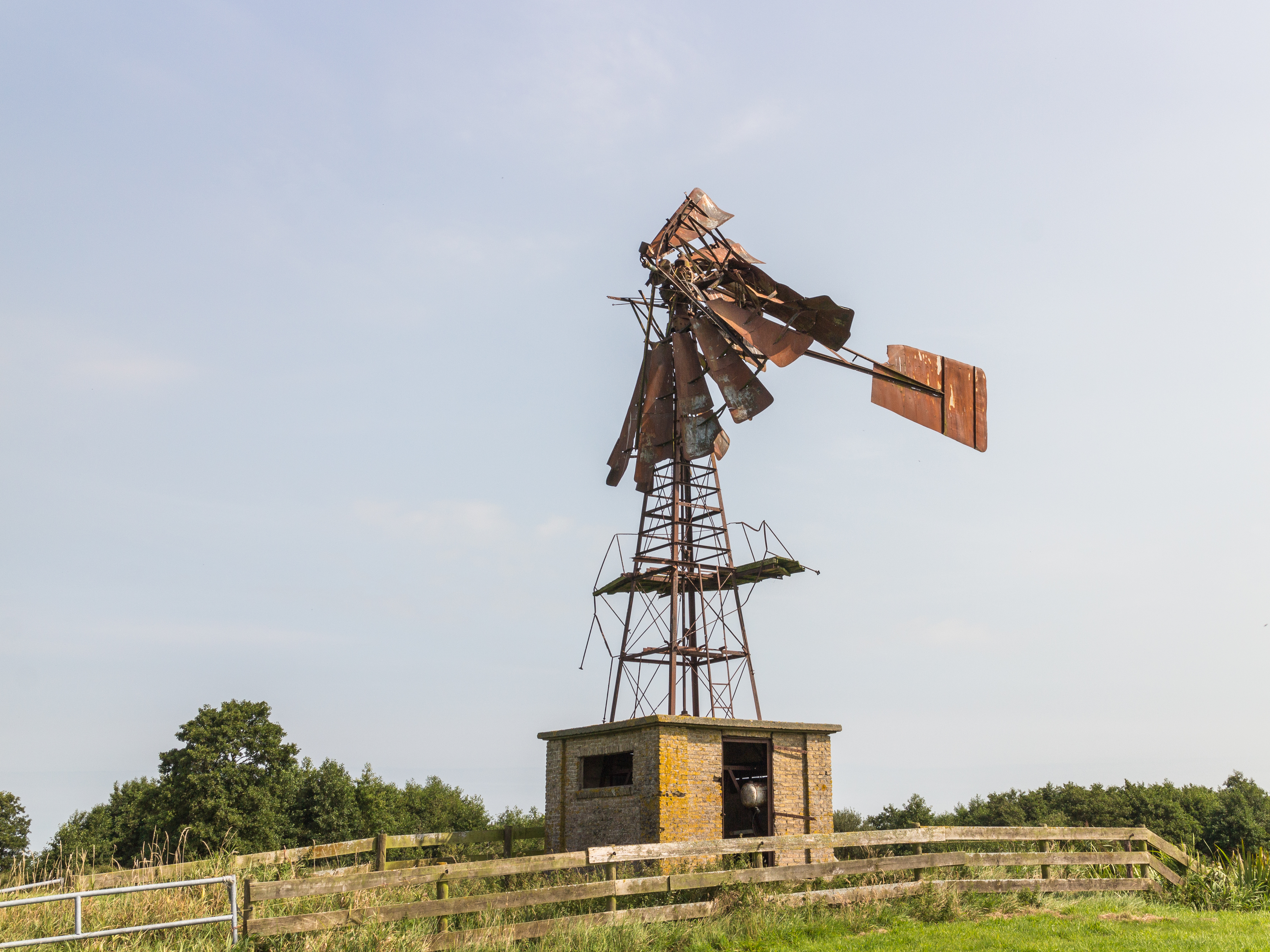Teroele. Windmotor bij Troelstraweg 27 (Rijksmonument) 04