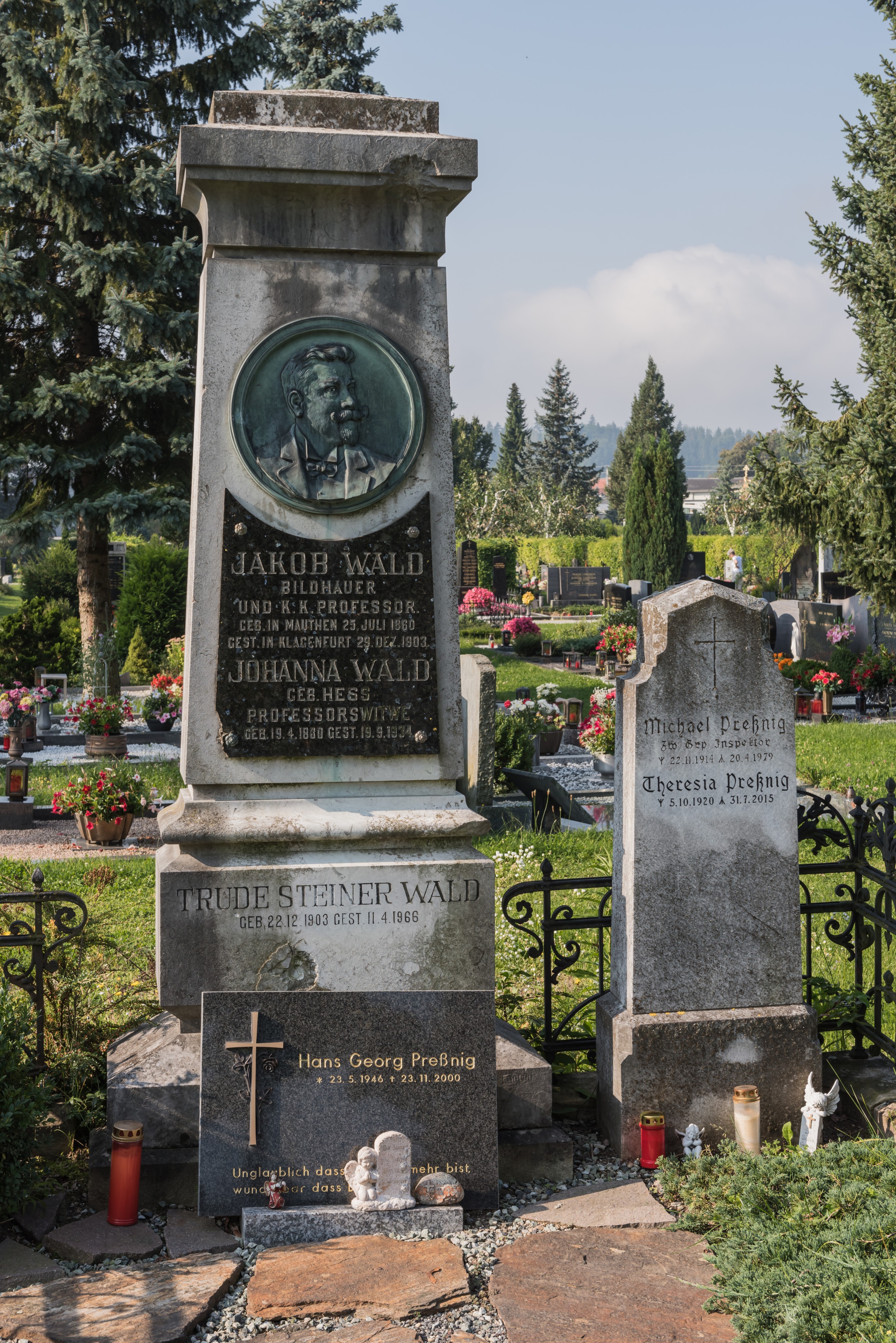 Klagenfurt Annabichl Friedhof Grabstaette Jakob Wald 28082016 3900