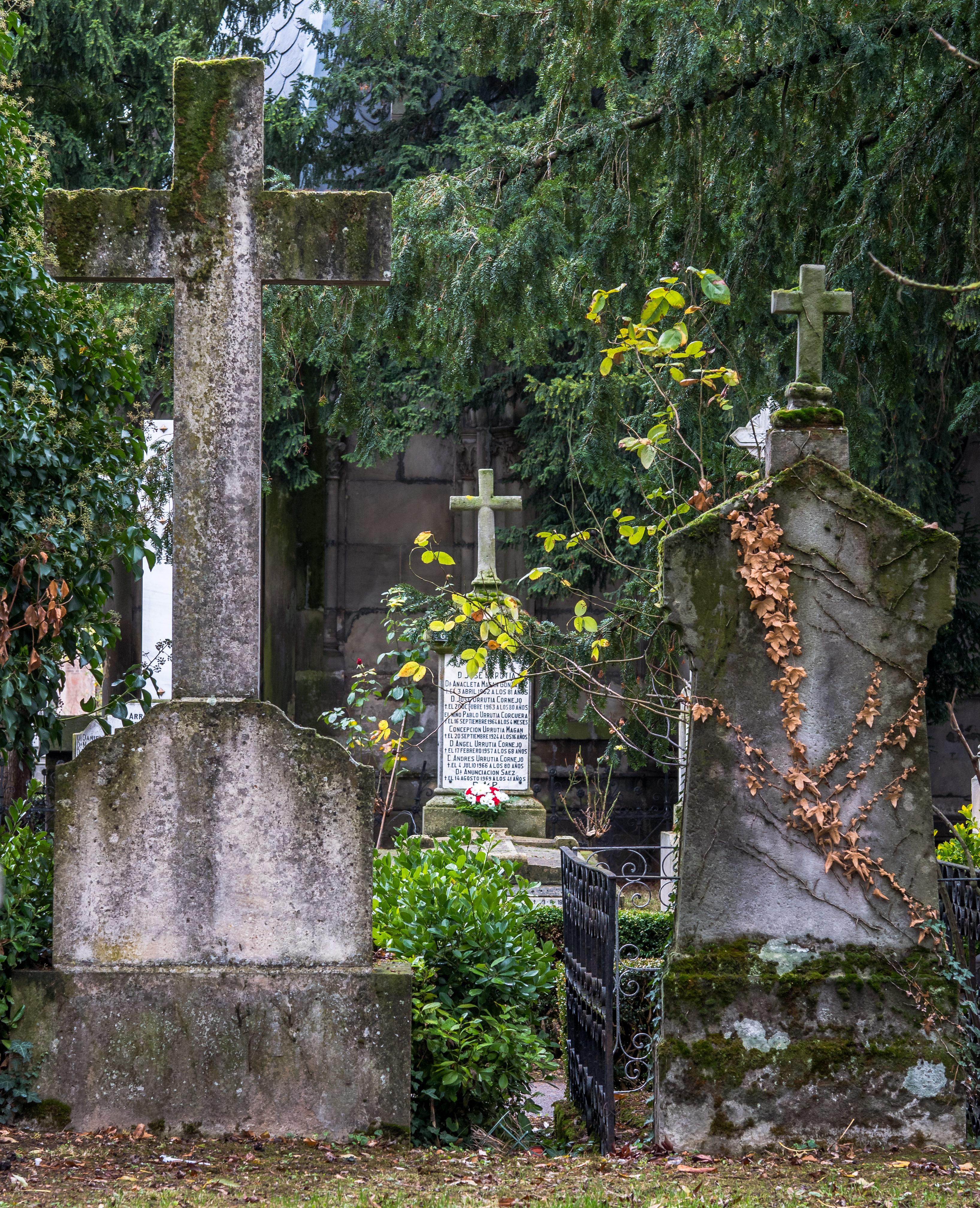 Vitoria - Cementerio Santa Isabel - Tumba 06