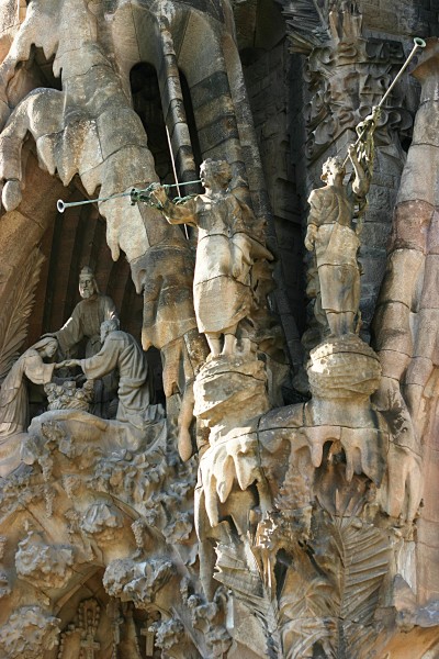 Angels - Nativity Facade - Sagrada Família - Barcelona 2014 (2)