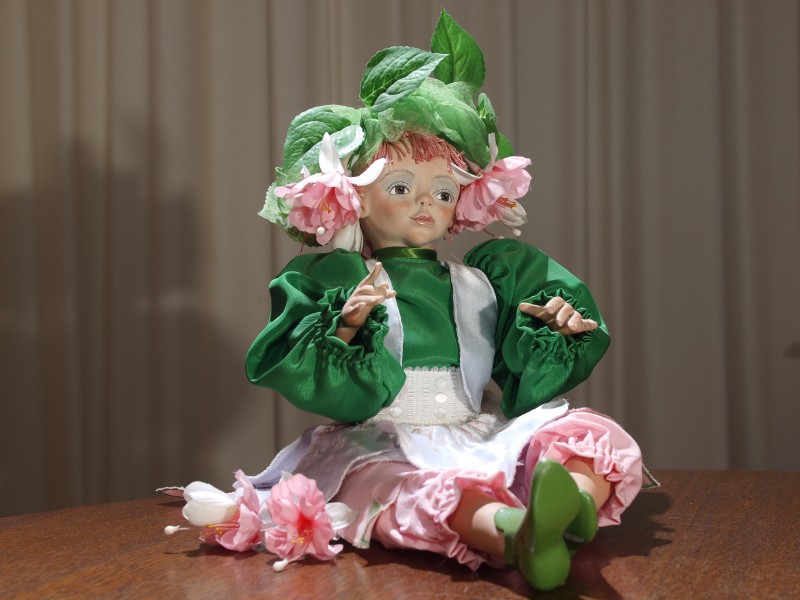 Doll Fuchsia. Handmade by Baukje de Vries. Holland