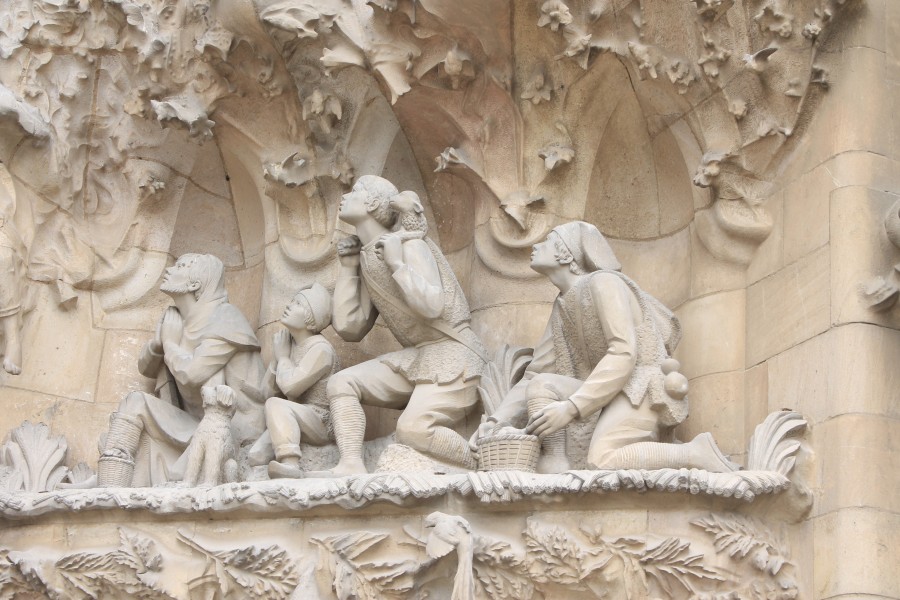 Sagrada Familia nativity facade detail3