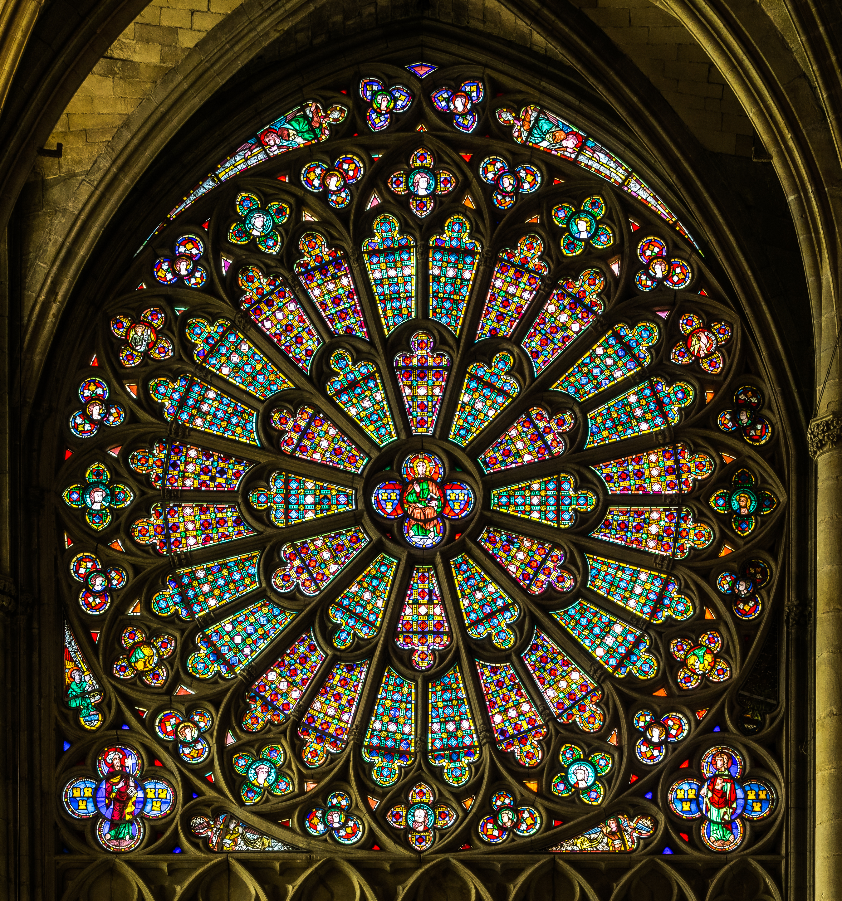 Saint Nazaire Basilica of Carcassonne 01