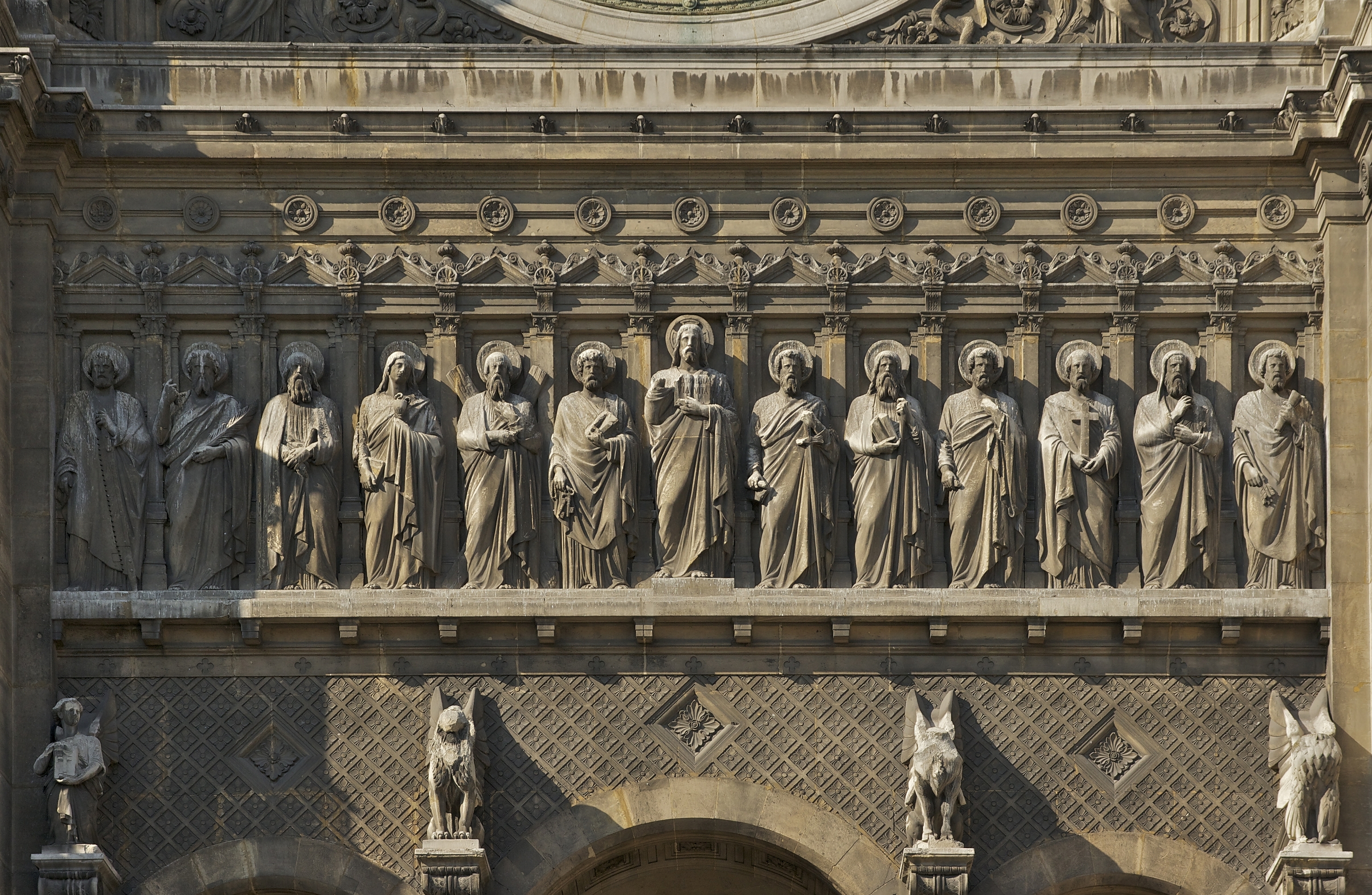 Frise Jésus douze apôtres Saint Augustin Paris