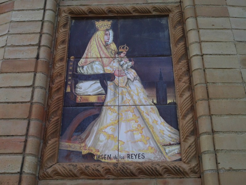 Azulejo Virgen de los Reyes