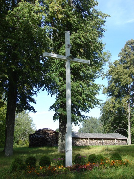 Krucifikss pie Ludvikovas Sv. Agates Romas katoļu baznīcas, Skaistas pagasts, Krāslavas novads, Latvia - panoramio