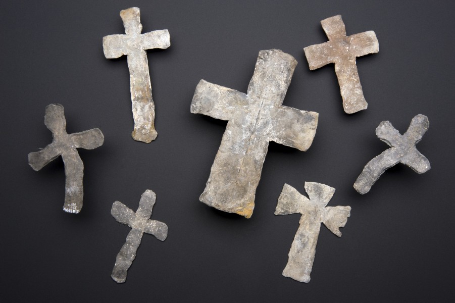 Lead mortuary crosses, England, 1300s and 1600s Wellcome L0058244