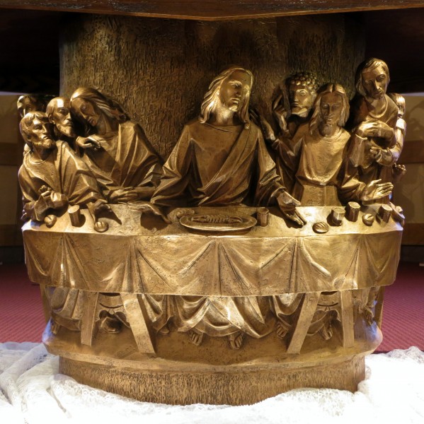 Saint Matthias Catholic Church (Columbus, Ohio) -altar detail, the Last Supper