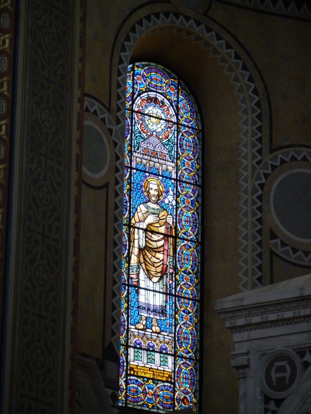 Szeged Kathedrale Unserer Lieben Frau Innen Fenster 1