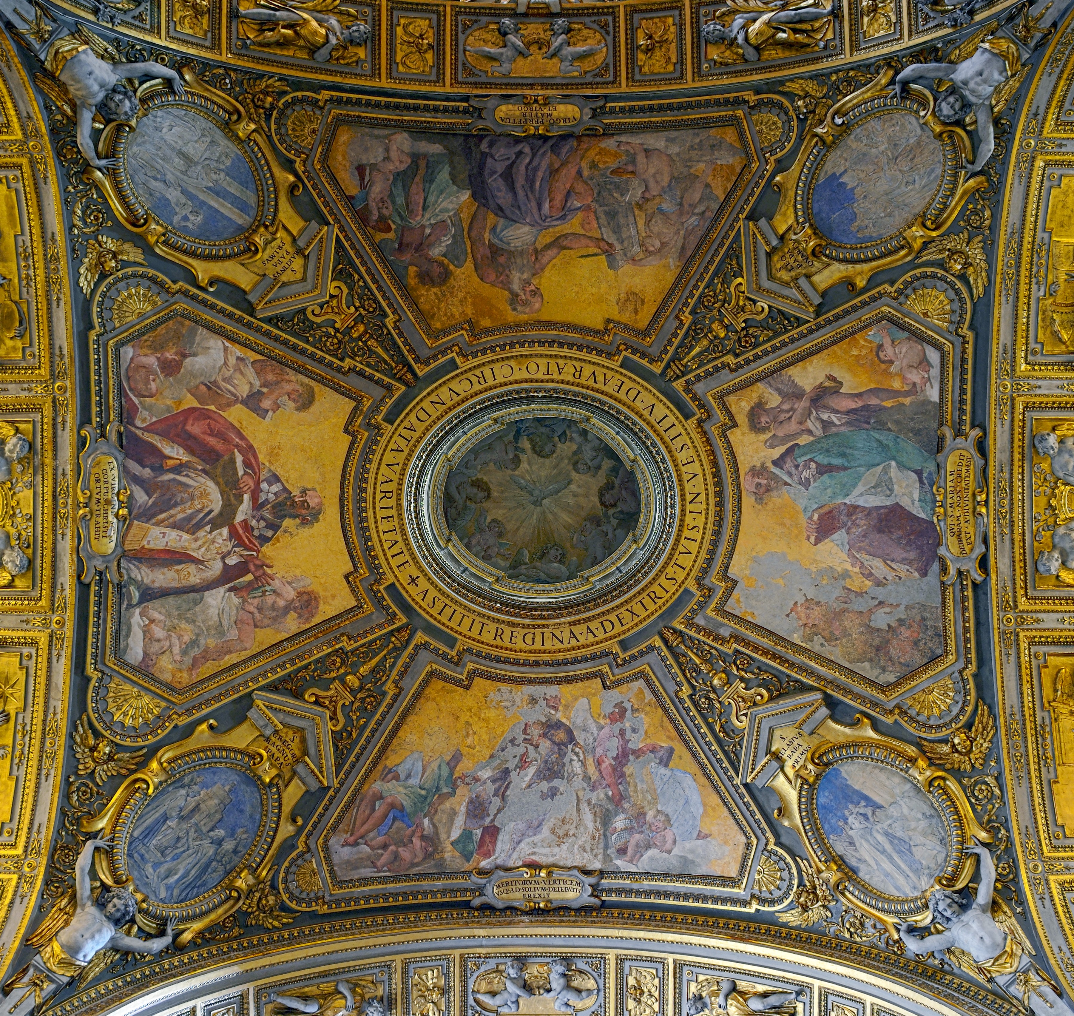 Santa Maria Maggiore (Rome) - ceiling HDR