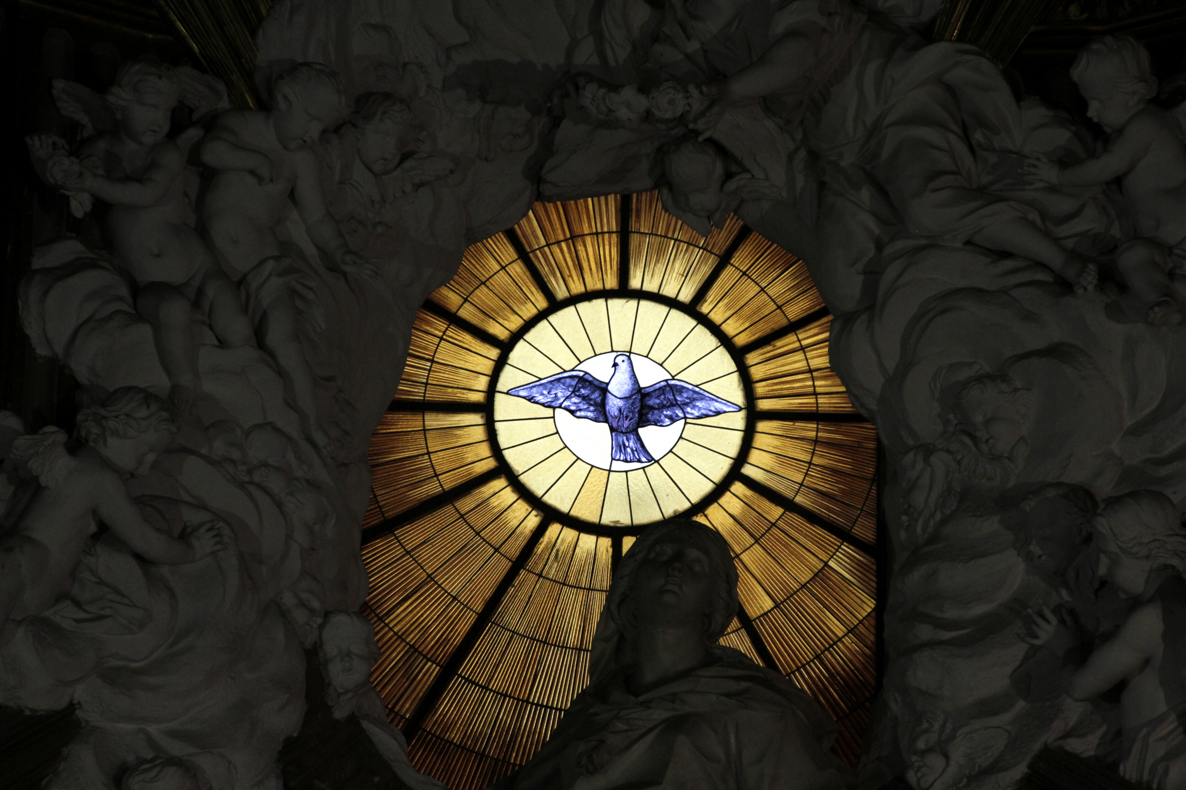 Holy Spirit - Main altar - Duomo - Naples - Italy 2015