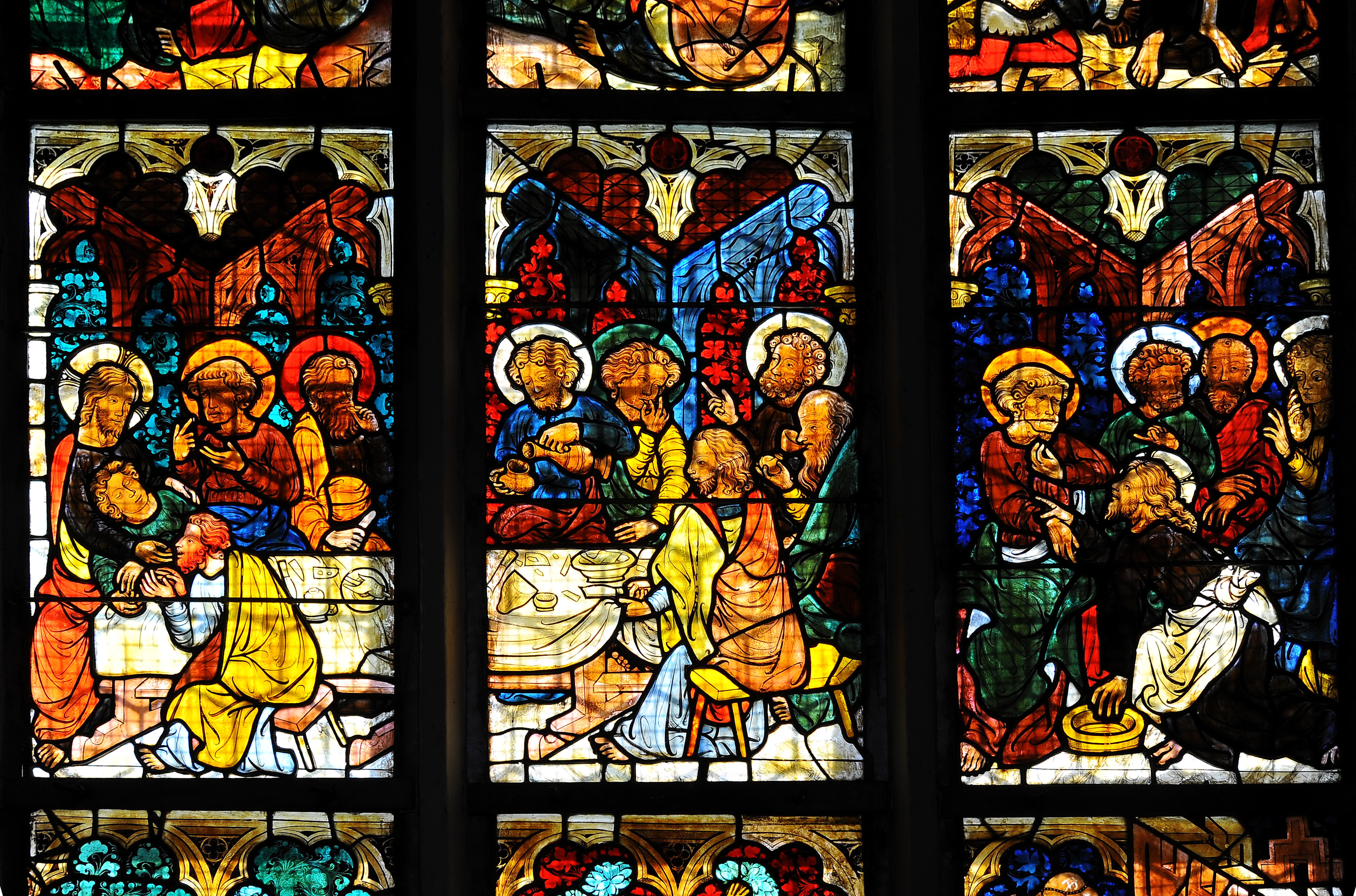 Viktring Stiftskirche Glasmalereien mittleres Fenster Letztes Abendmahl 07052011 114