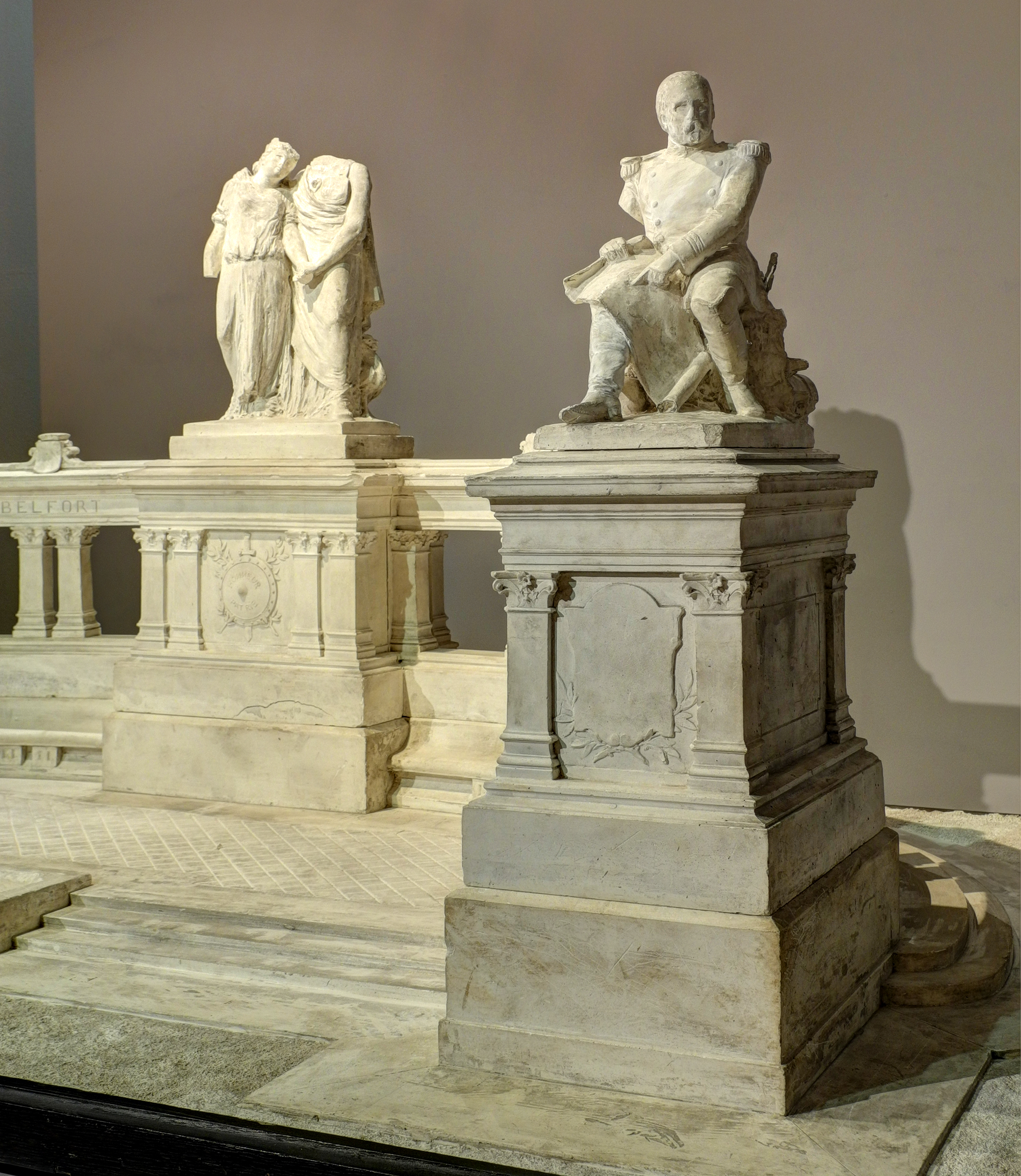 2012-10-07 16-10-35-musee-histoire-belfort-projet-monument