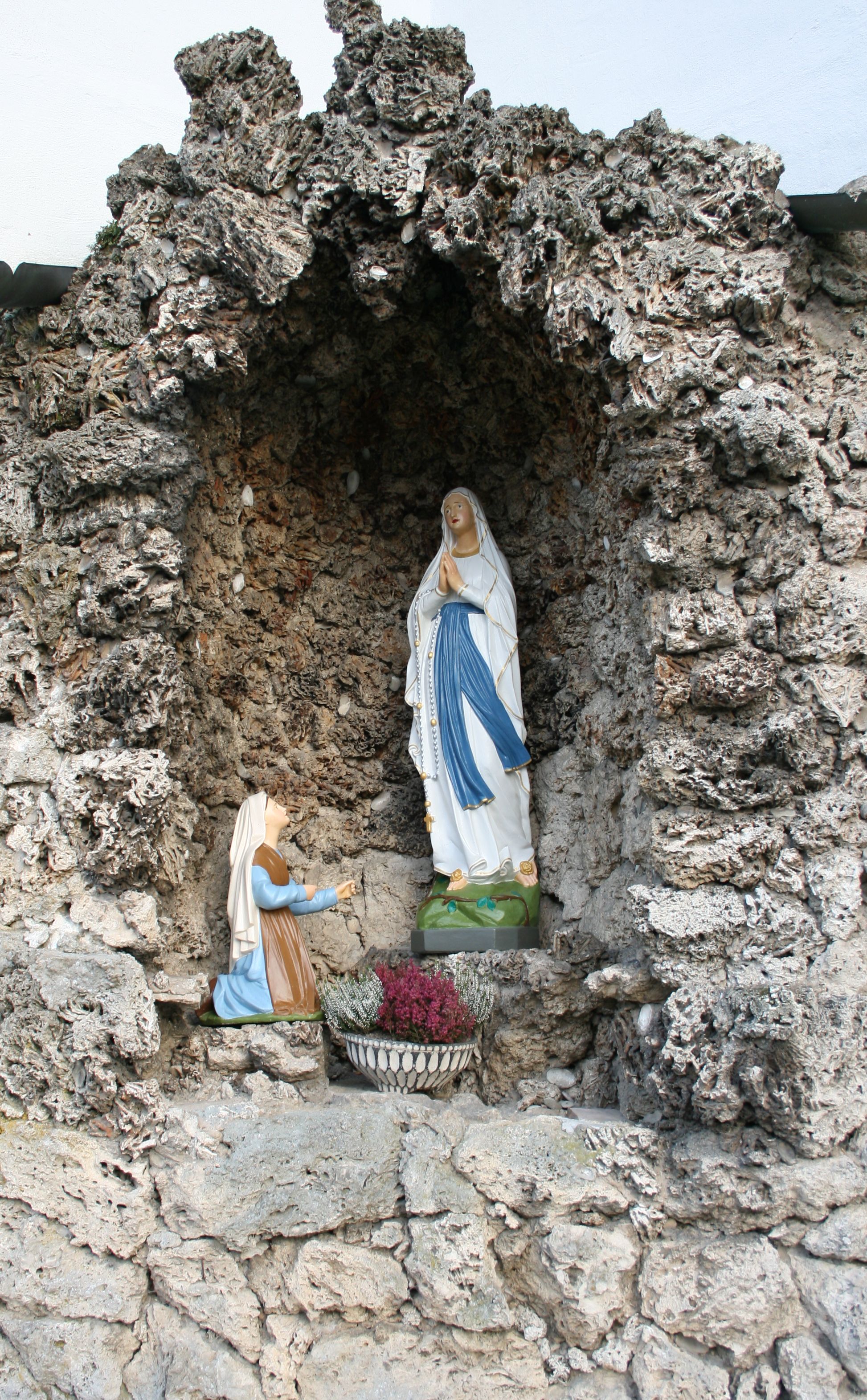 Allfeld Lourdesgrotte