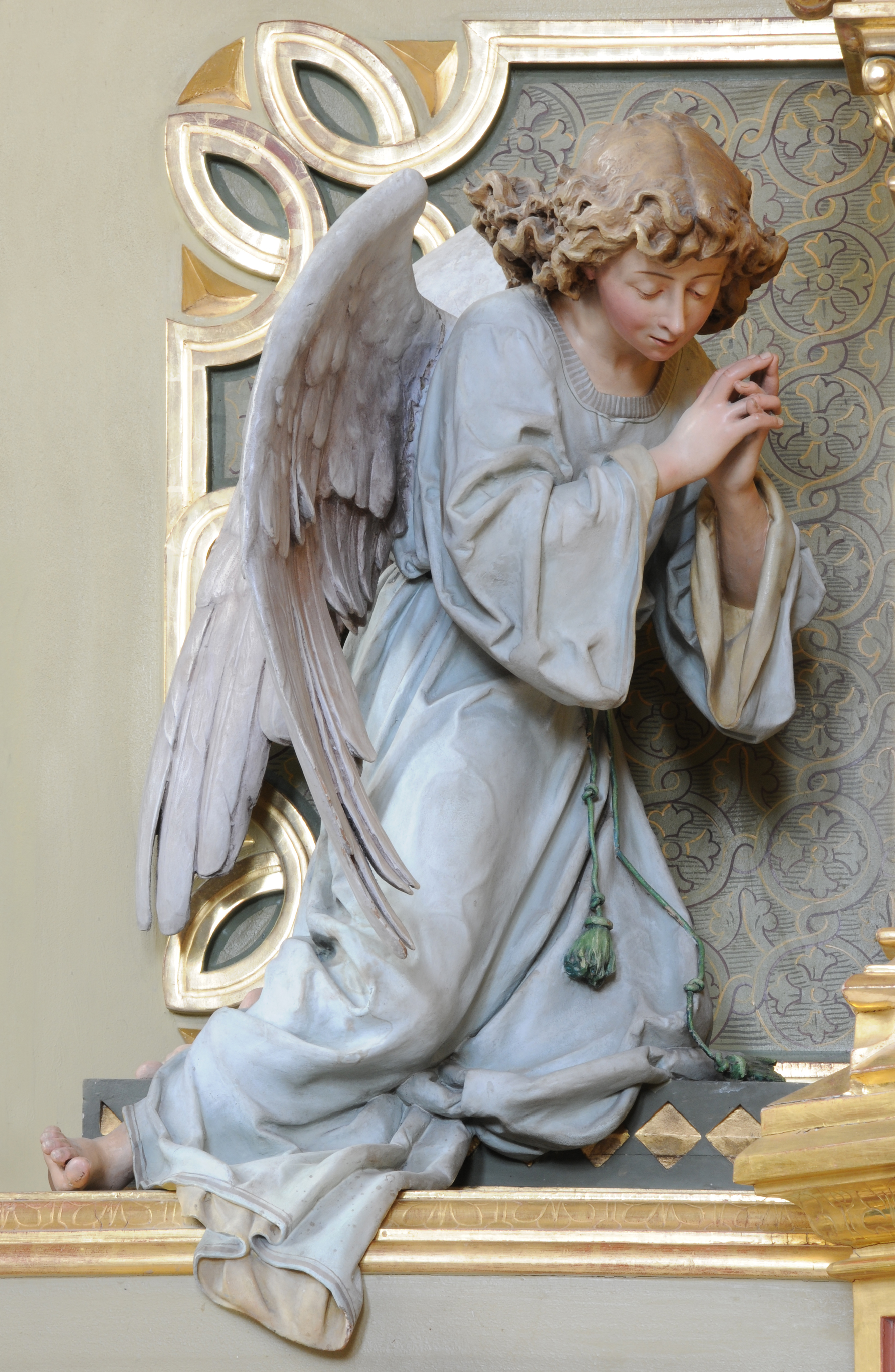 Angel-left-Crepaz