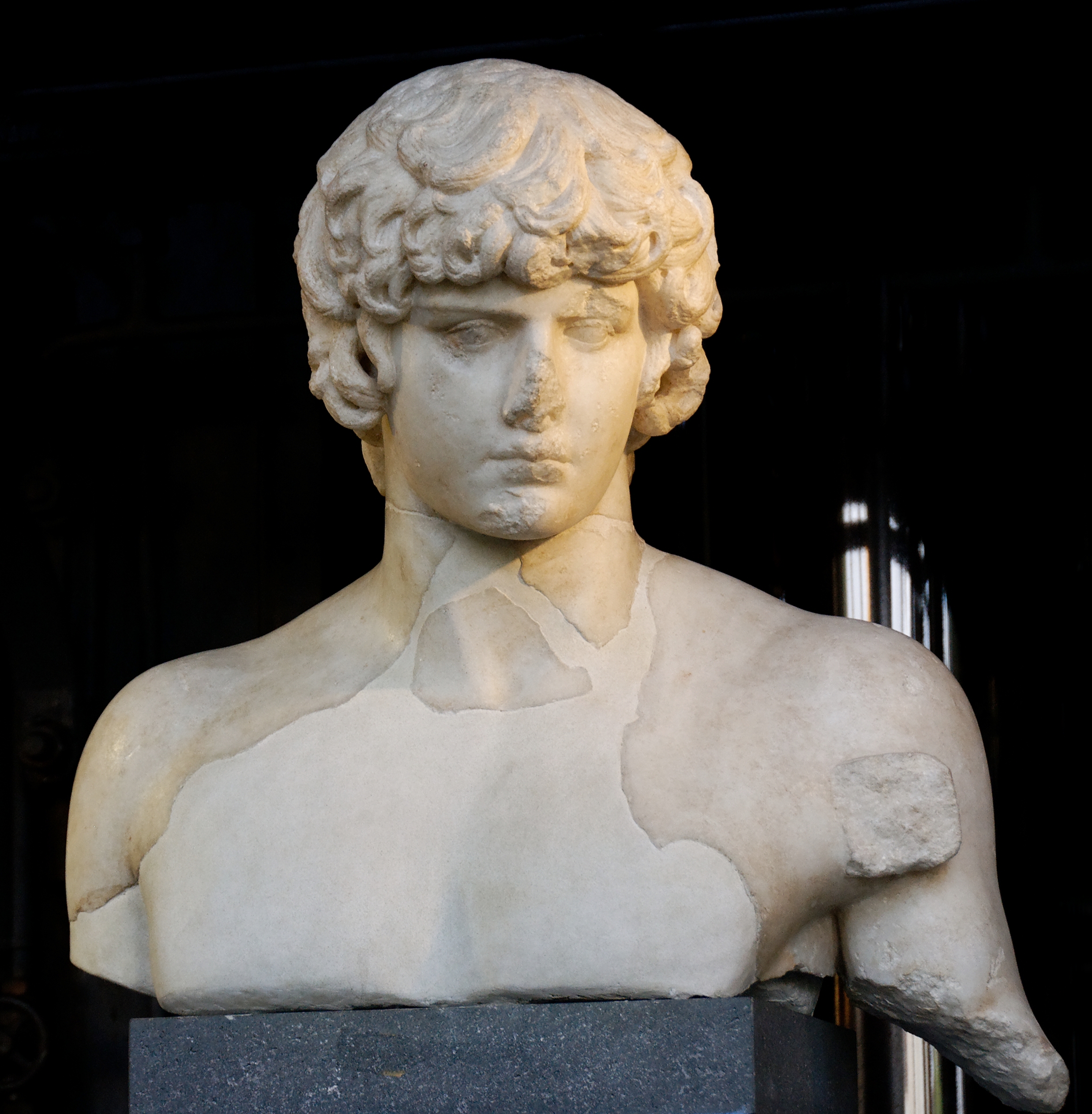 Antinoos Via dei Fori Imperiali Musei Capitolini MC2305 n2