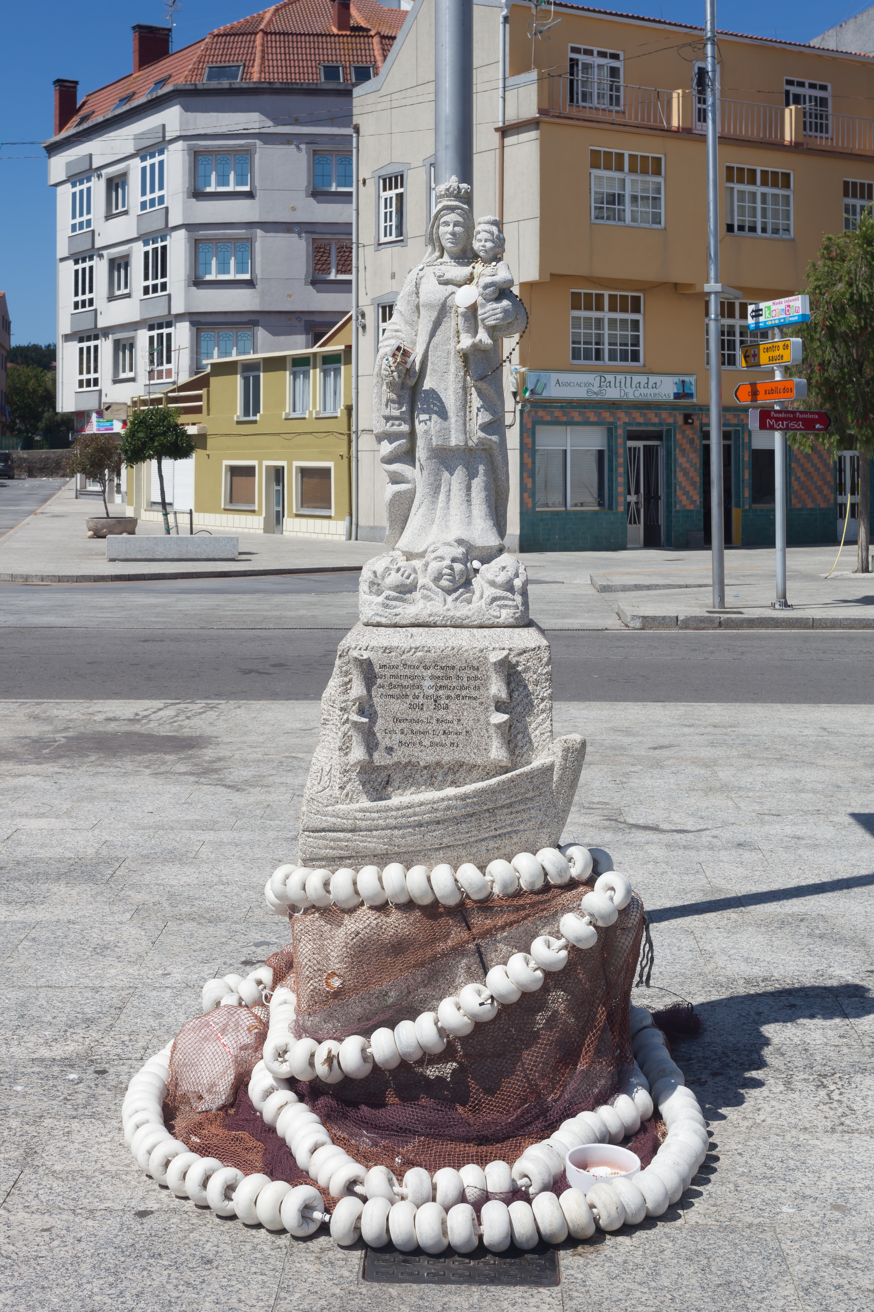 Camariñas. Escultura da Virxe do Carme. Galiza. 105