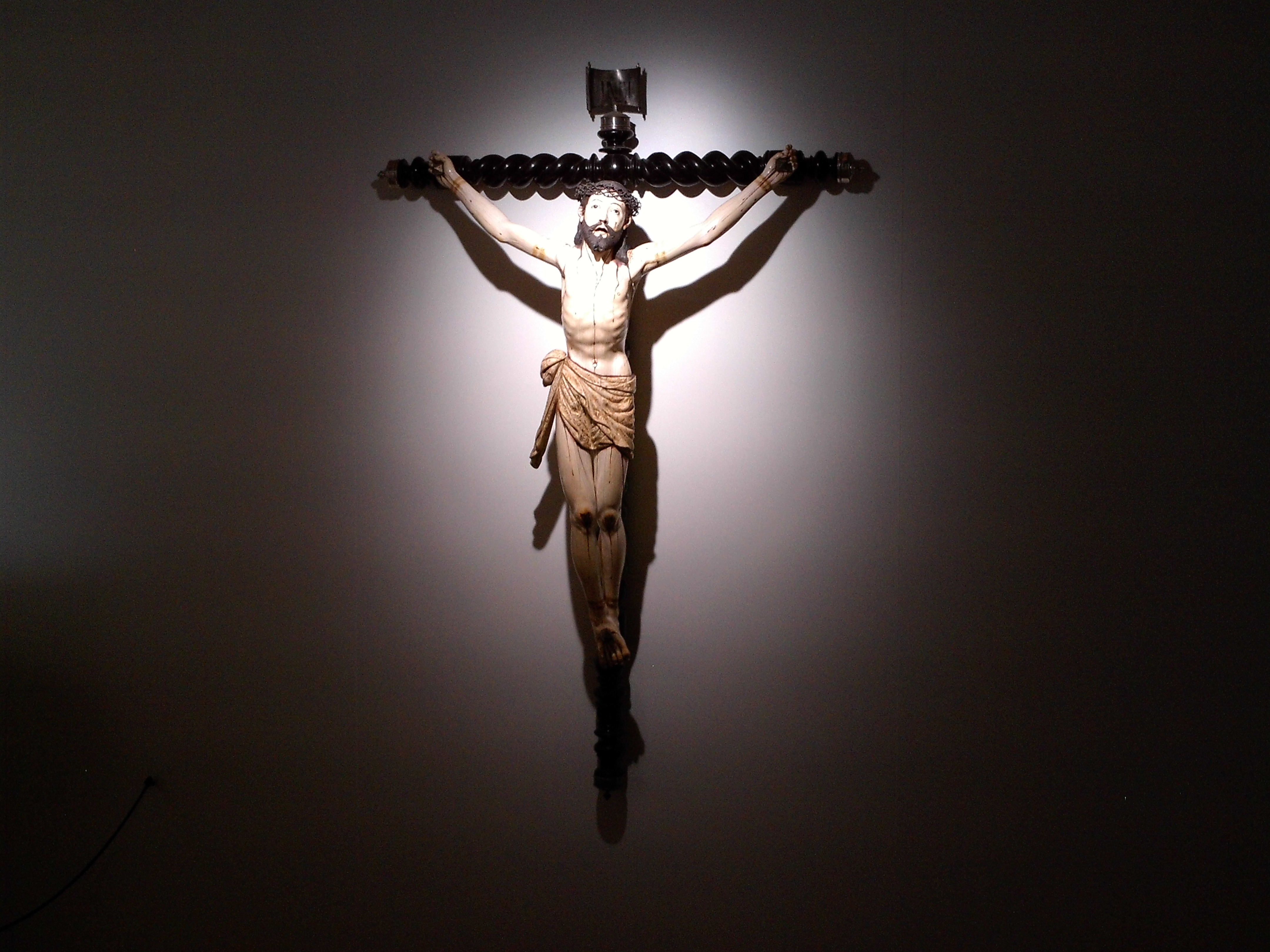 Crucificado de Hernán Cortés 02